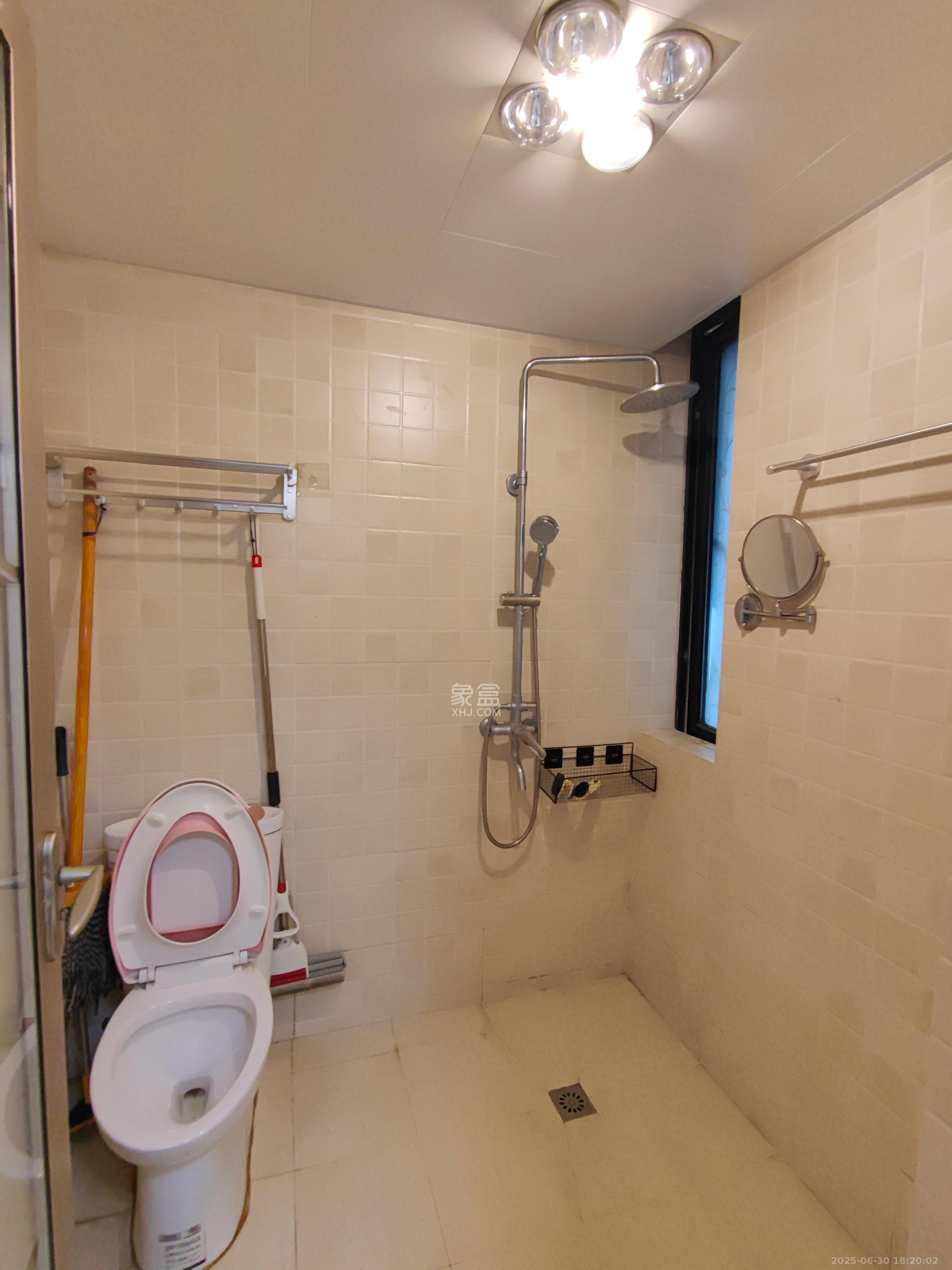 中建梅溪湖中心  3室2厅1卫   2800.00元/月室内图