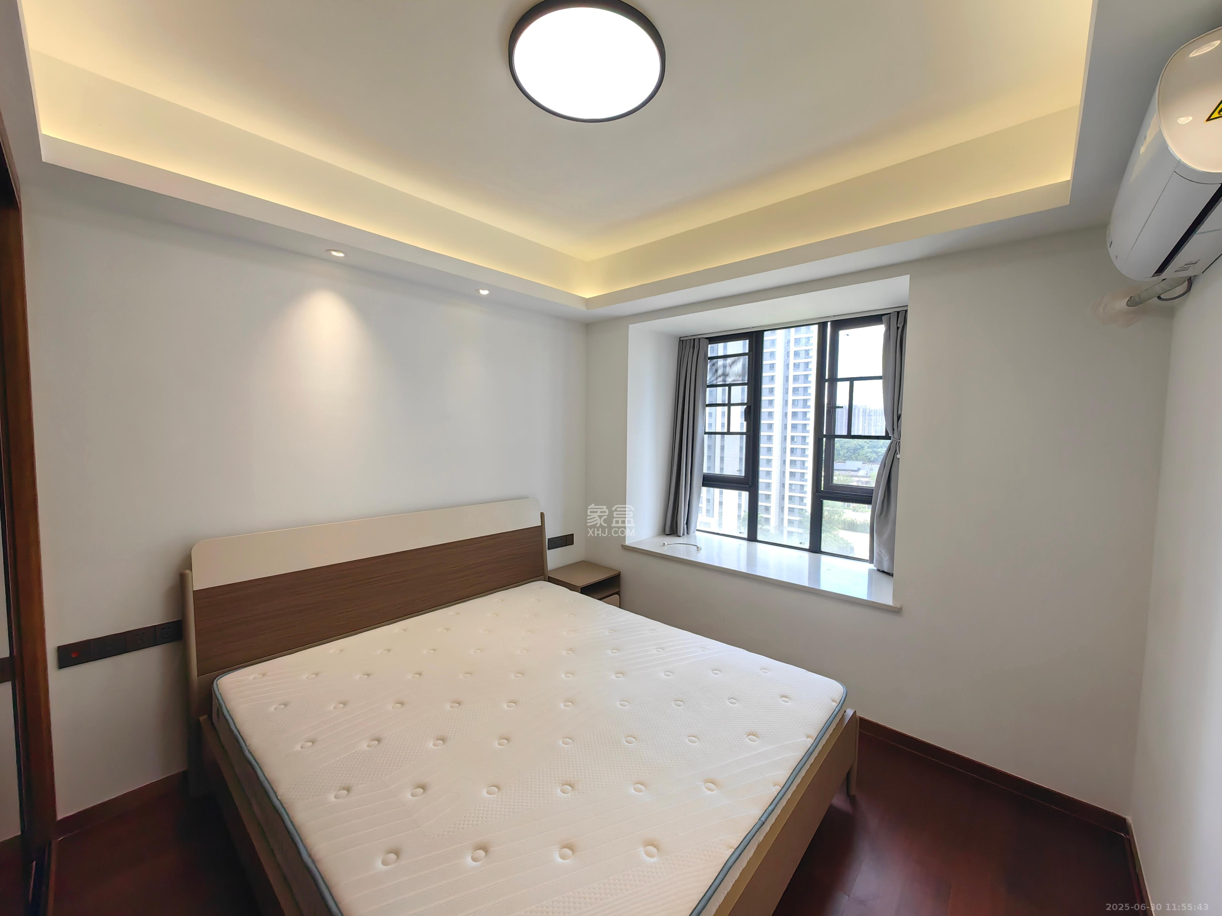 梅溪悦章  3室2厅2卫   3500.00元/月室内图