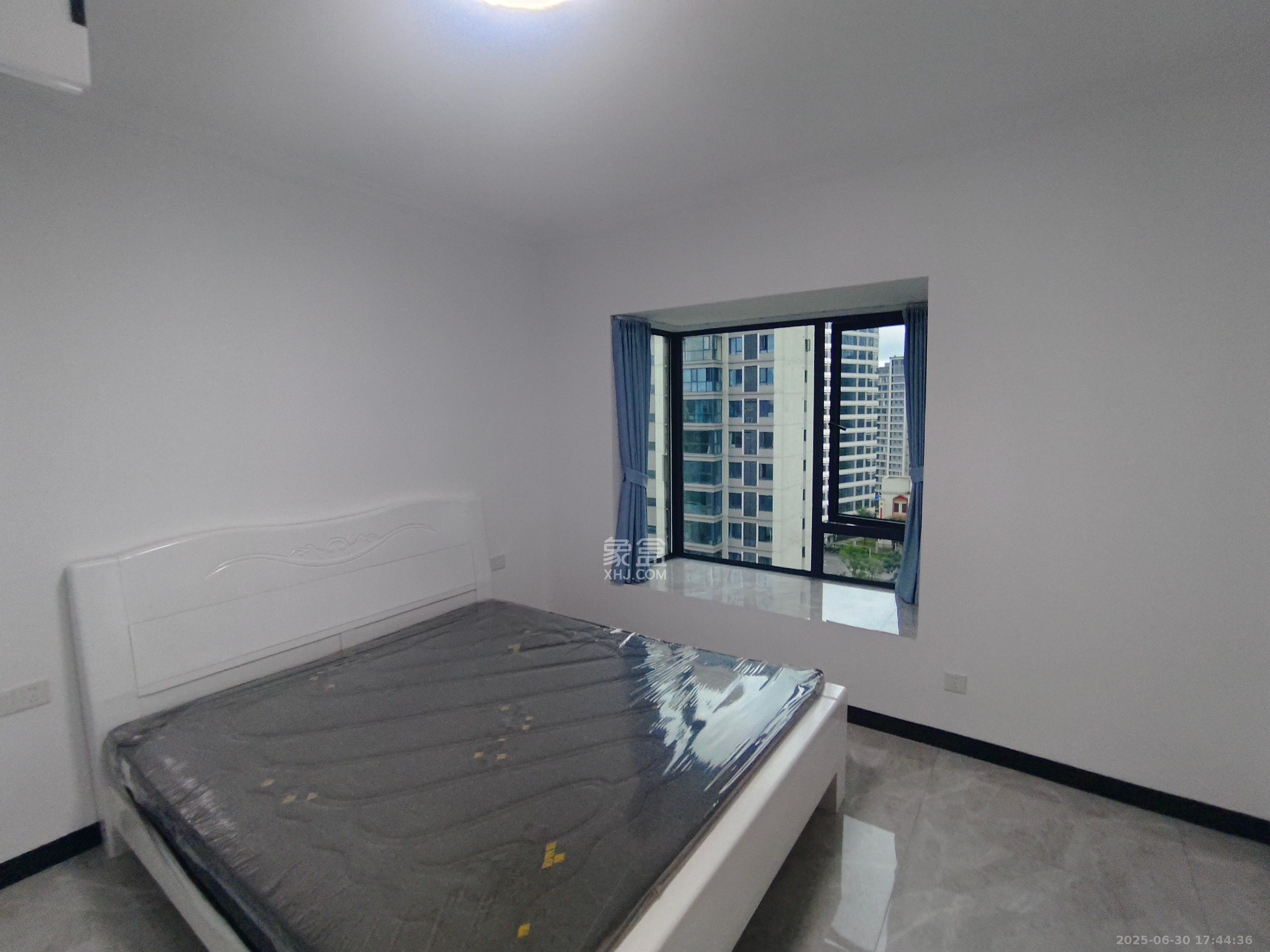 惟智园安置小区 3室2厅1卫 2900.0元/月 惟智园安置小区 3室2厅1卫 2900.0元/月室内图