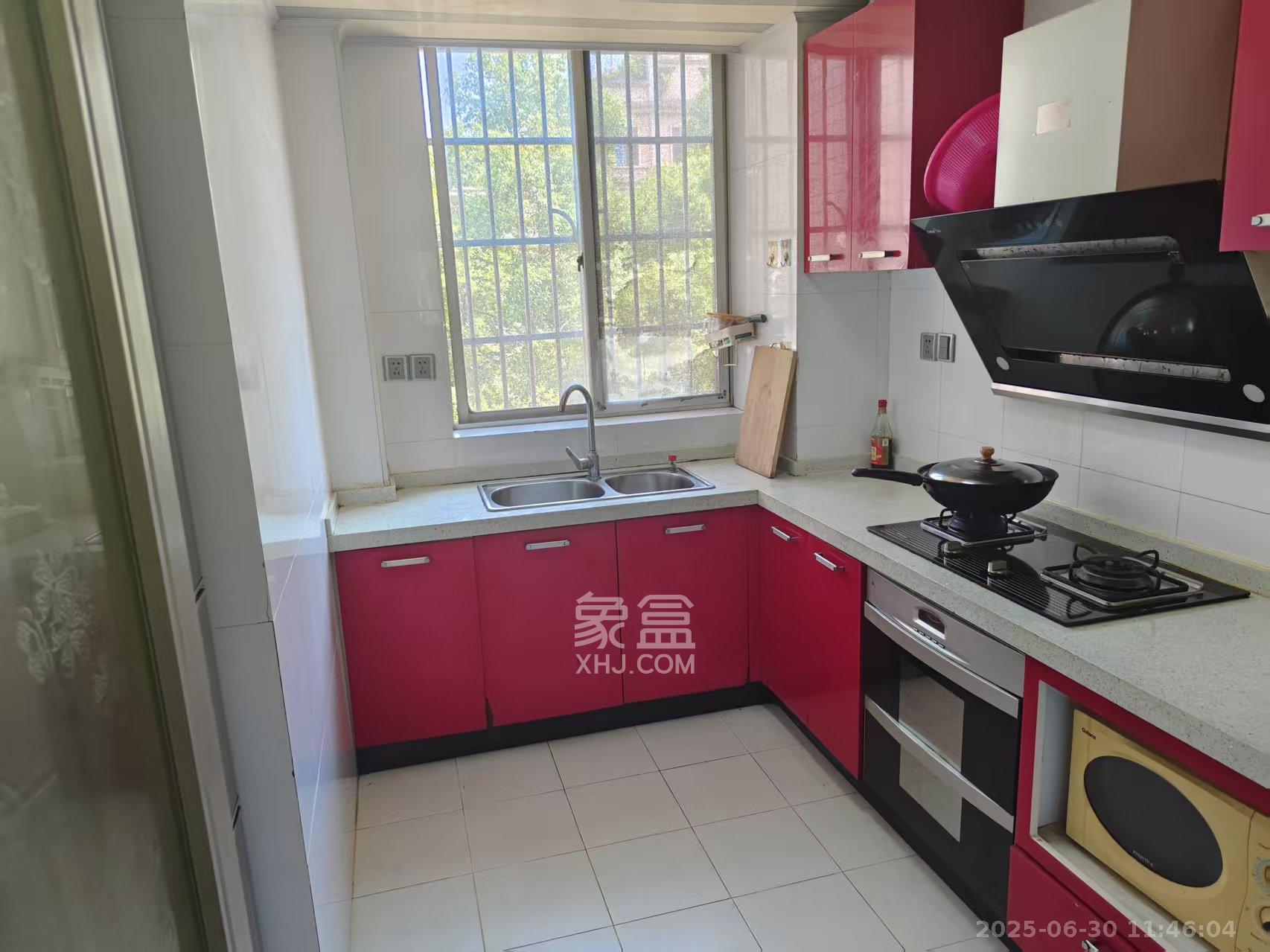 新世纪家园  3室2厅2卫    2600.0元/月 新世纪家园  3室2厅2卫    2600.0元/月室内图