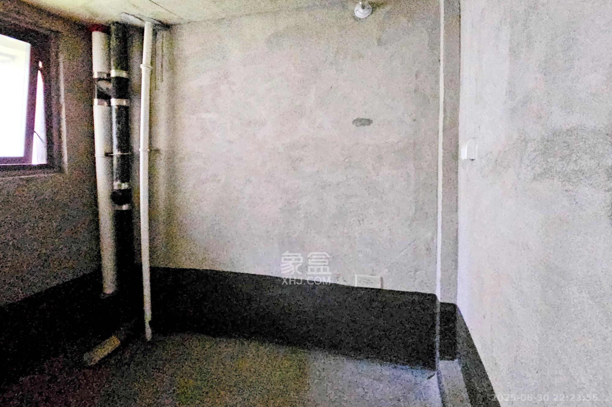 明昇壹城(明昇时代广场)二期 4室2厅3卫 210.0万 明昇壹城(明昇时代广场)二期 4室2厅3卫 210.0万卫生间