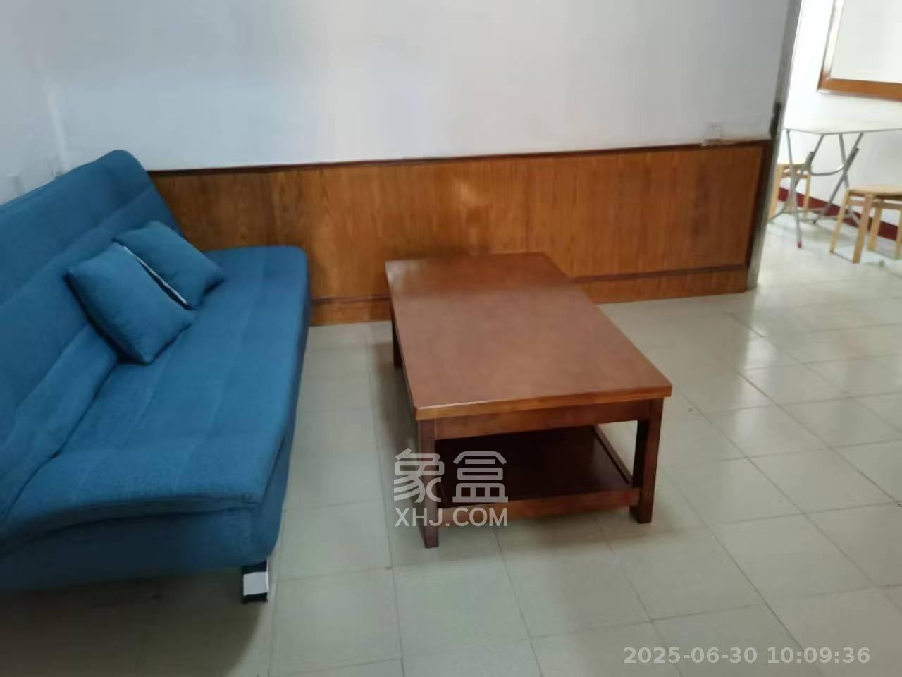 桐荫里社区 2室1厅1卫 1400.0元/月 桐荫里社区 2室1厅1卫 1400.0元/月室内图