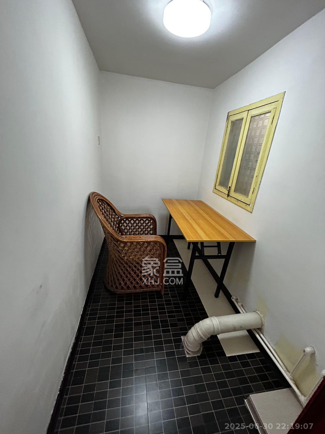 青和上座（上味舫大厦）  1室1厅1卫   2380.00元/月室内图