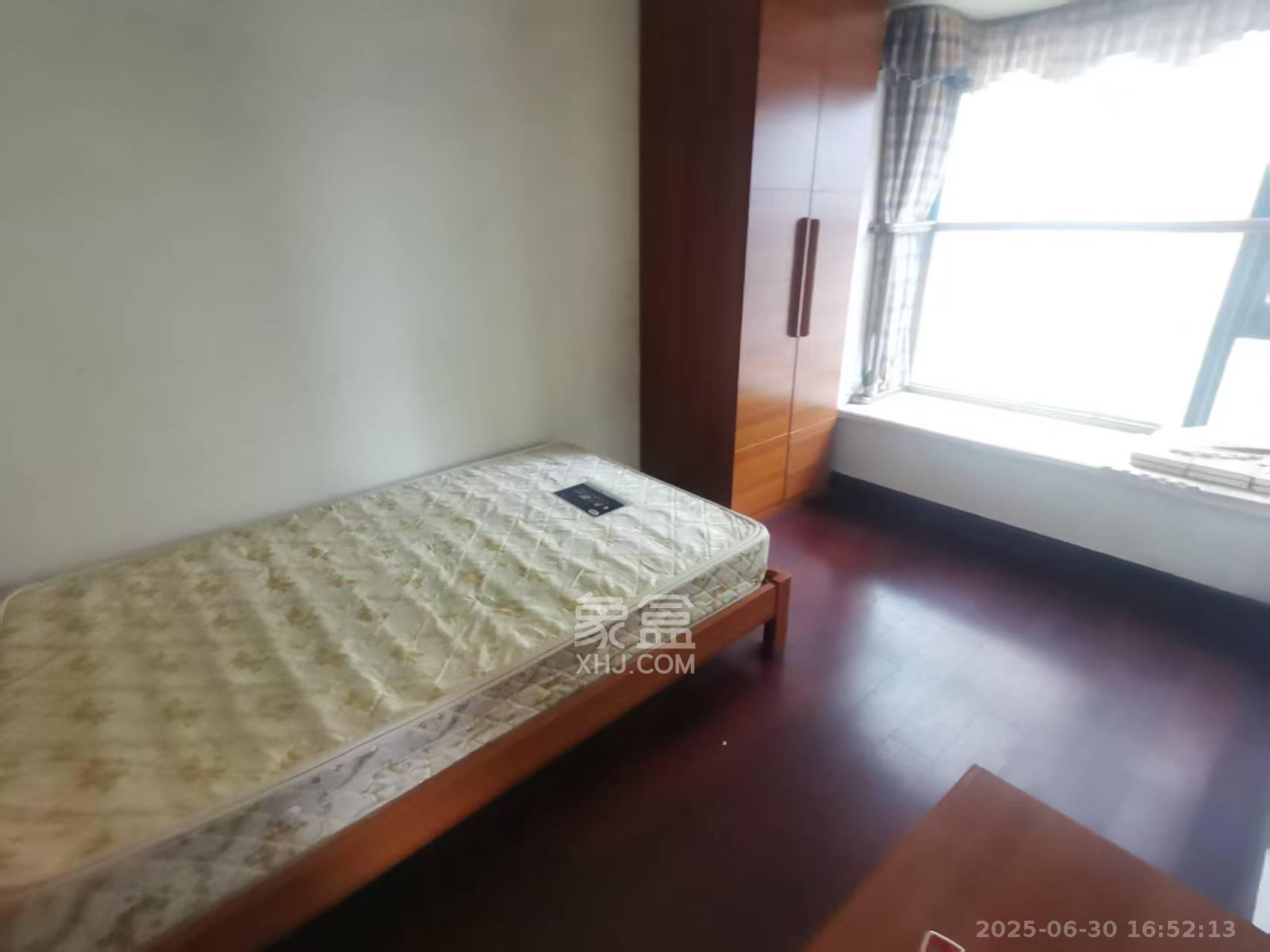 恒大华府  2室2厅1卫   2000.00元/月室内图