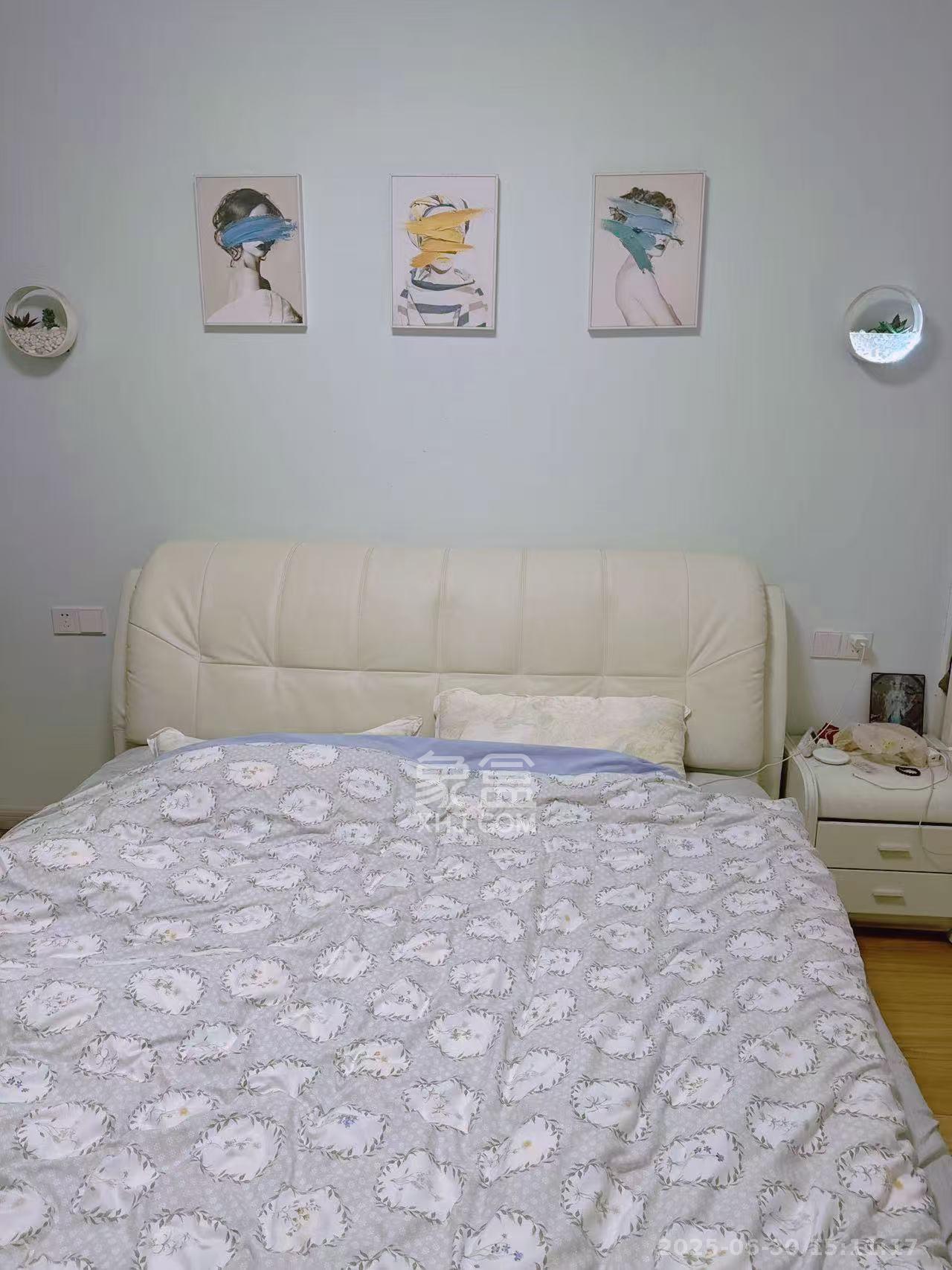 富瑞星座  3室2厅1卫   2800.00元/月室内图