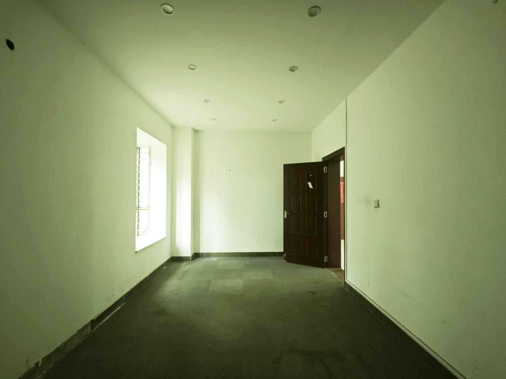 河琴湾温泉别墅 9室3厅4卫 20000.0元/月 河琴湾温泉别墅 9室3厅4卫 20000.0元/月室内图