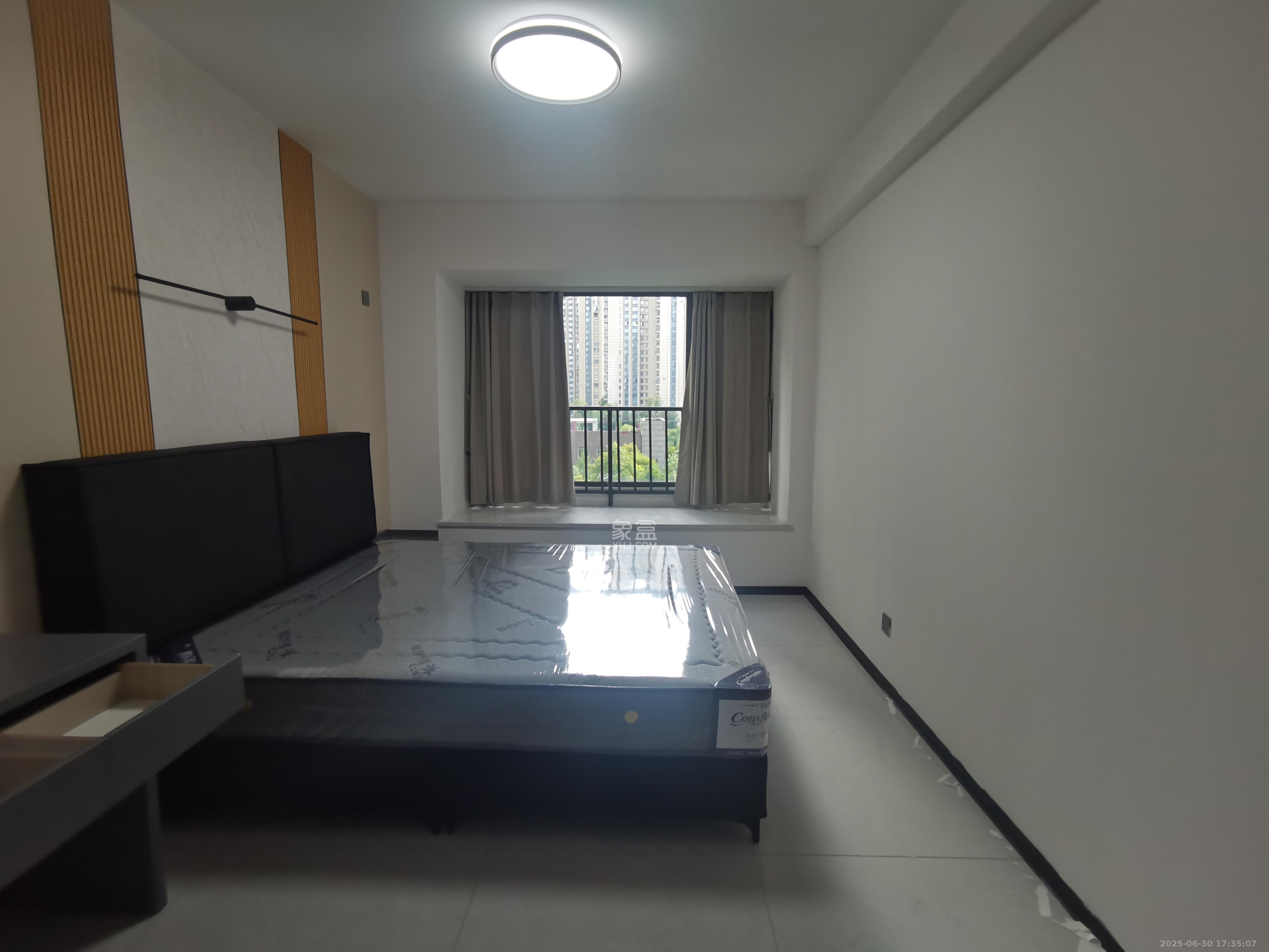 周南学府 3室2厅2卫 2800.0元/月 周南学府 3室2厅2卫 2800.0元/月室内图