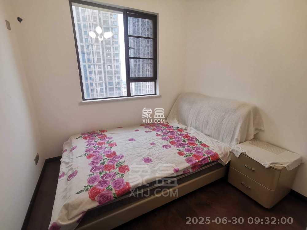 中欧昆仑首府 4室2厅2卫 6800.0元/月 中欧昆仑首府 4室2厅2卫 6800.0元/月室内图