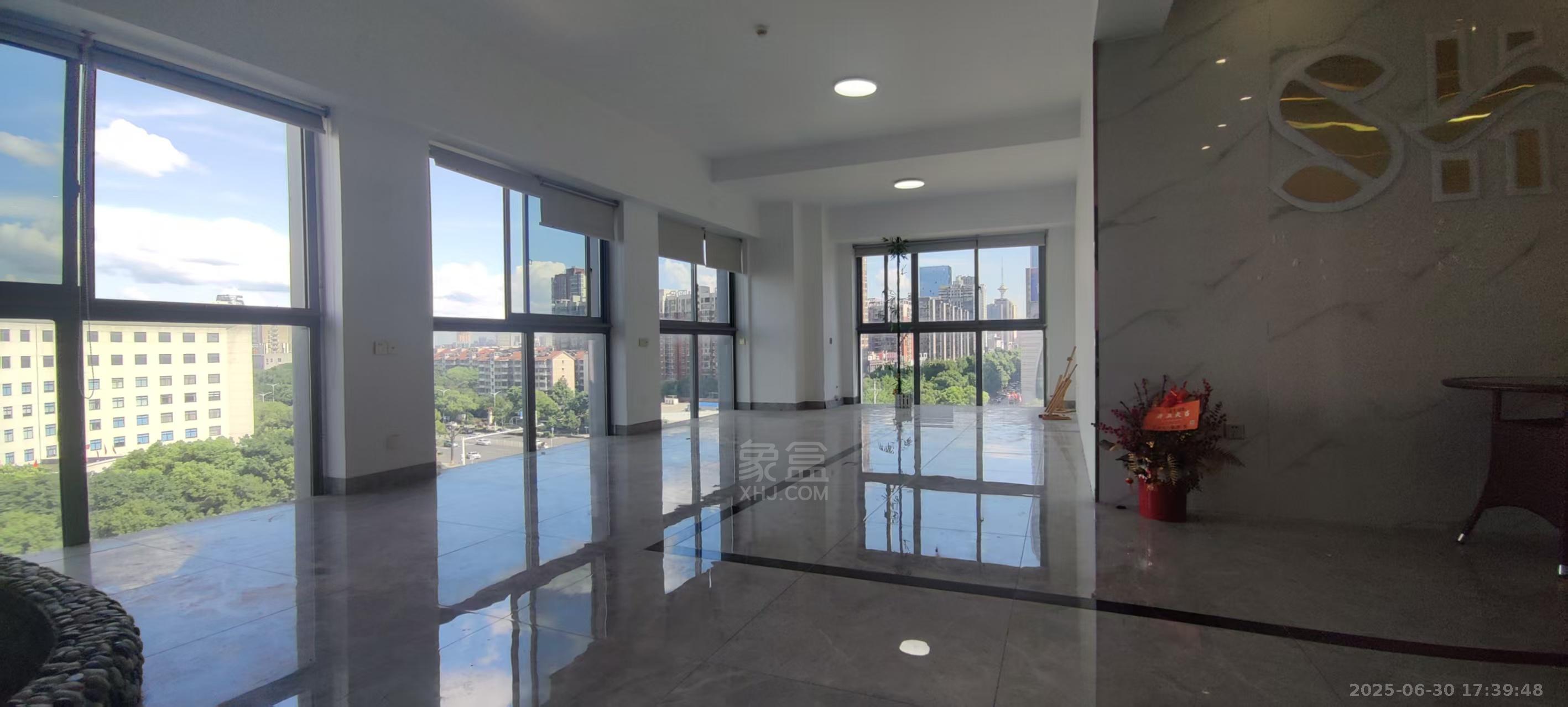 尚格广场 3室1厅1卫 6000.0元/月 尚格广场 3室1厅1卫 6000.0元/月室内图