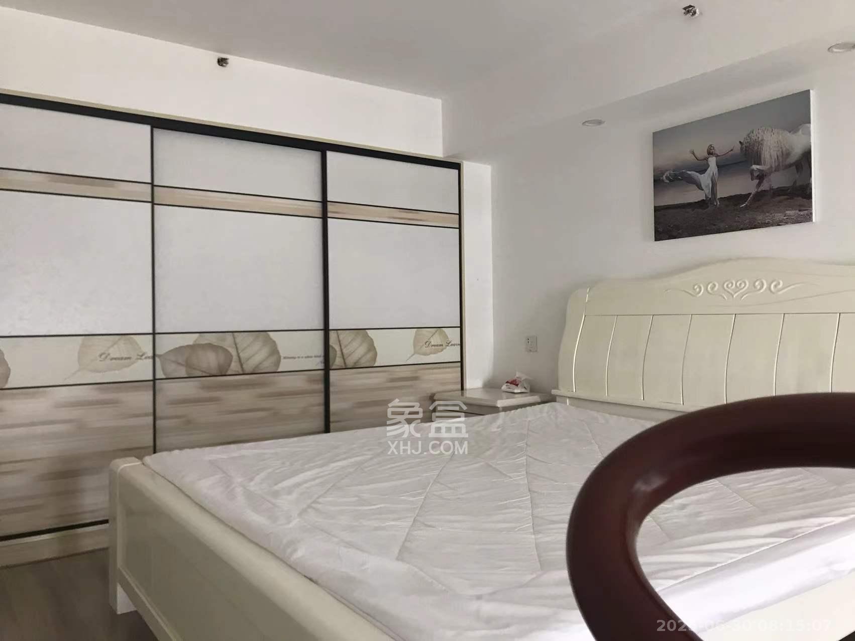 东盈商业广场(华泉城市广场) 1室1厅1卫 2280.0元/月 东盈商业广场(华泉城市广场) 1室1厅1卫 2280.0元/月室内图