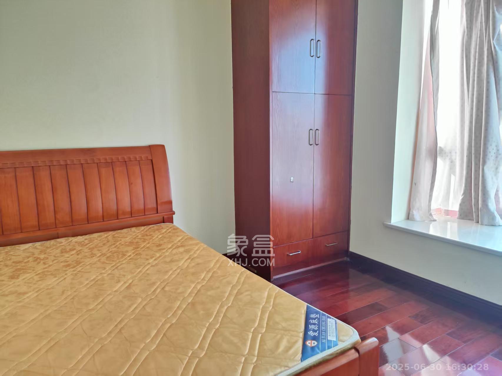 珠江东方明珠(新地东方明珠)三期 4室2厅2卫 2000.0元/月 珠江东方明珠(新地东方明珠)三期 4室2厅2卫 2000.0元/月室内图