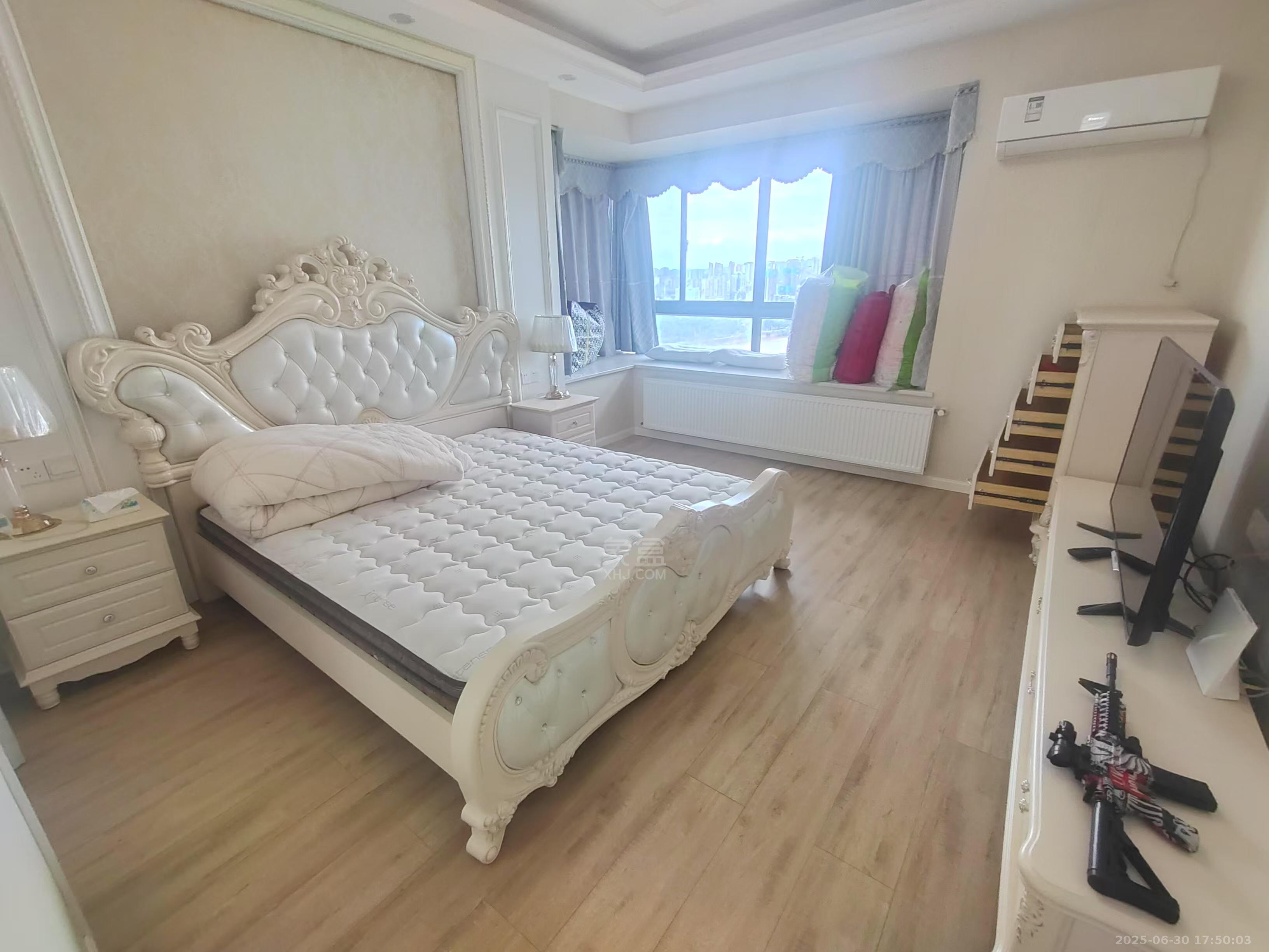 丽景滨江 4室2厅2卫 3800.00元/月 丽景滨江 4室2厅2卫 3800.00元/月室内图