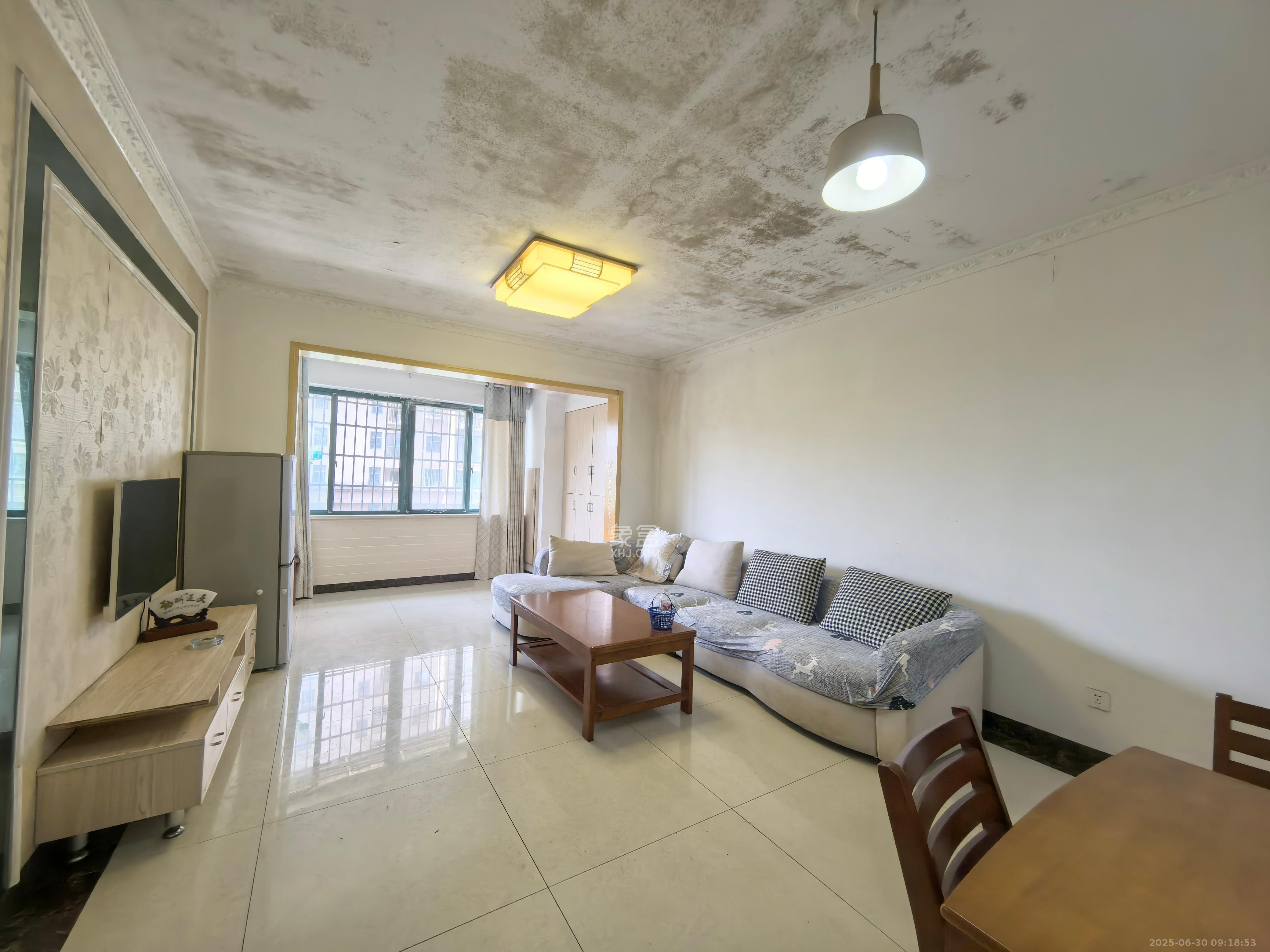 才子佳郡 2室2厅1卫 1800.0元/月 才子佳郡 2室2厅1卫 1800.0元/月室内图