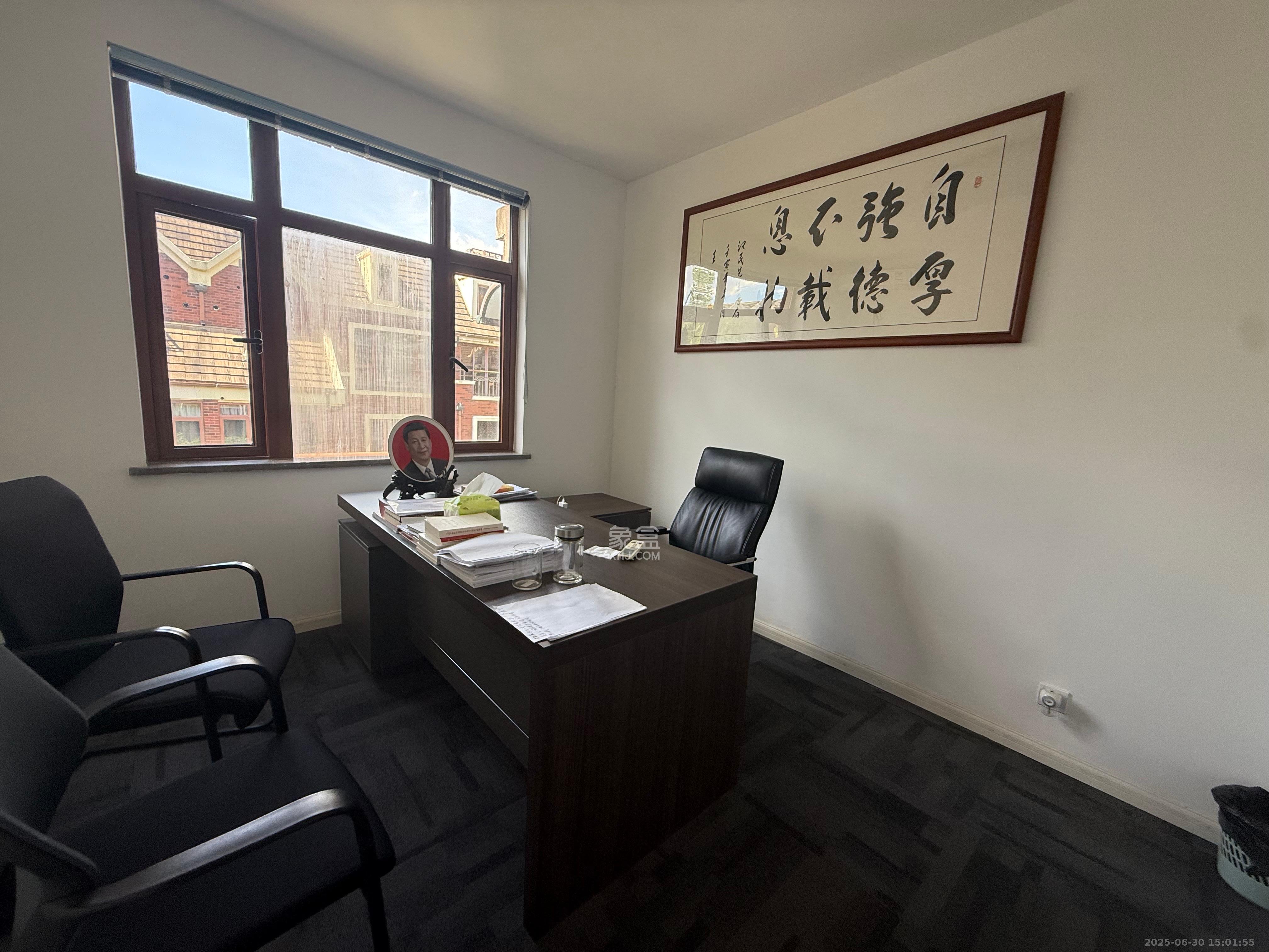 吉联小区(红墅湾)  6室2厅4卫    16000.0元/月 吉联小区(红墅湾)  6室2厅4卫    16000.0元/月室内图