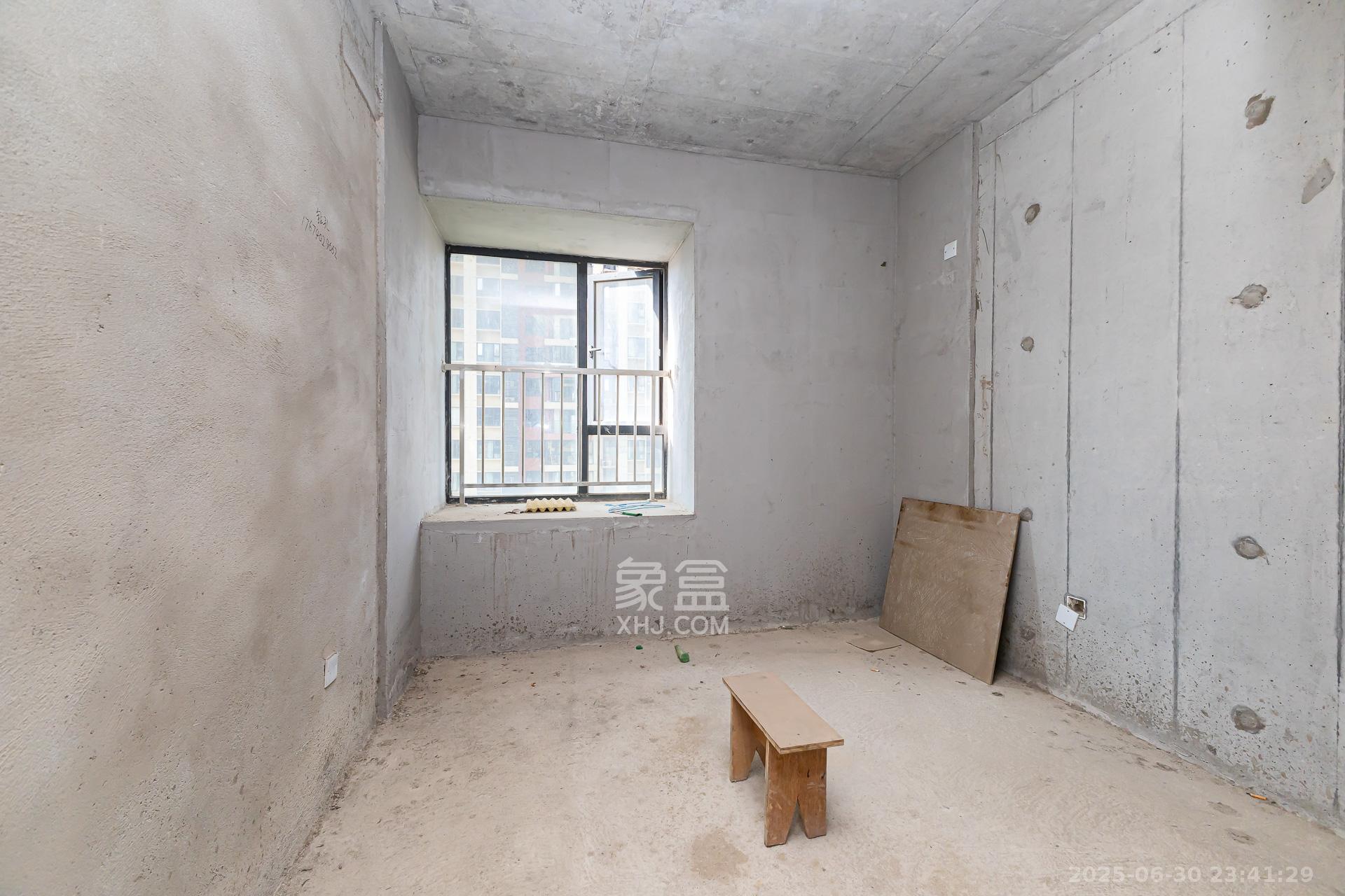 顺舟旺城 4室2厅2卫 96.5万 顺舟旺城 4室2厅2卫 96.5万卧室