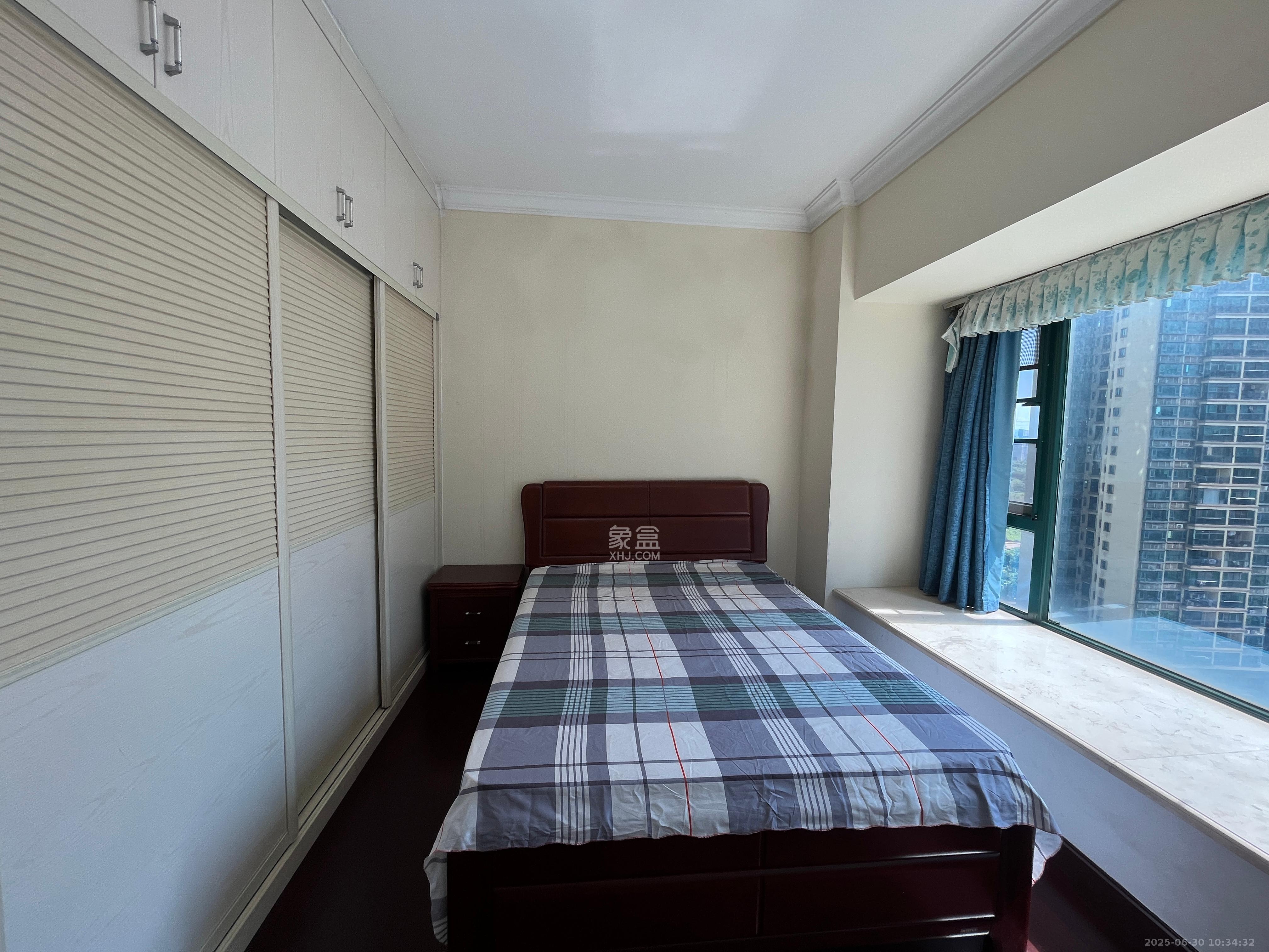 恒大名都  3室2厅2卫    2000.0元/月室内图