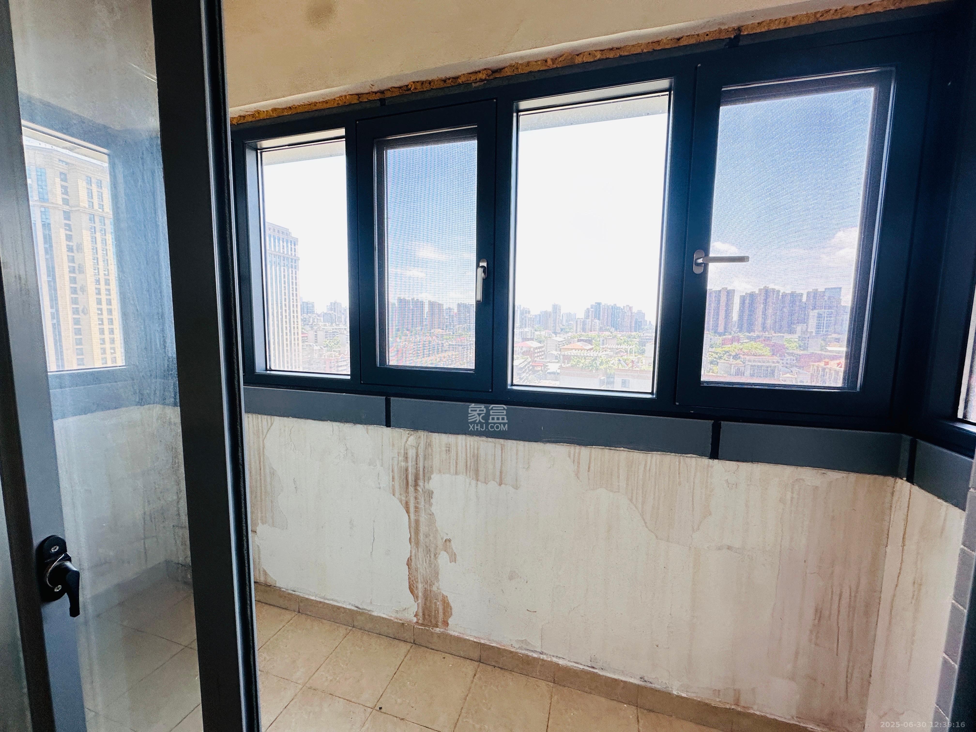 东怡外国(南湖一号) 1室1厅1卫 2500.0元/月 东怡外国(南湖一号) 1室1厅1卫 2500.0元/月室内图