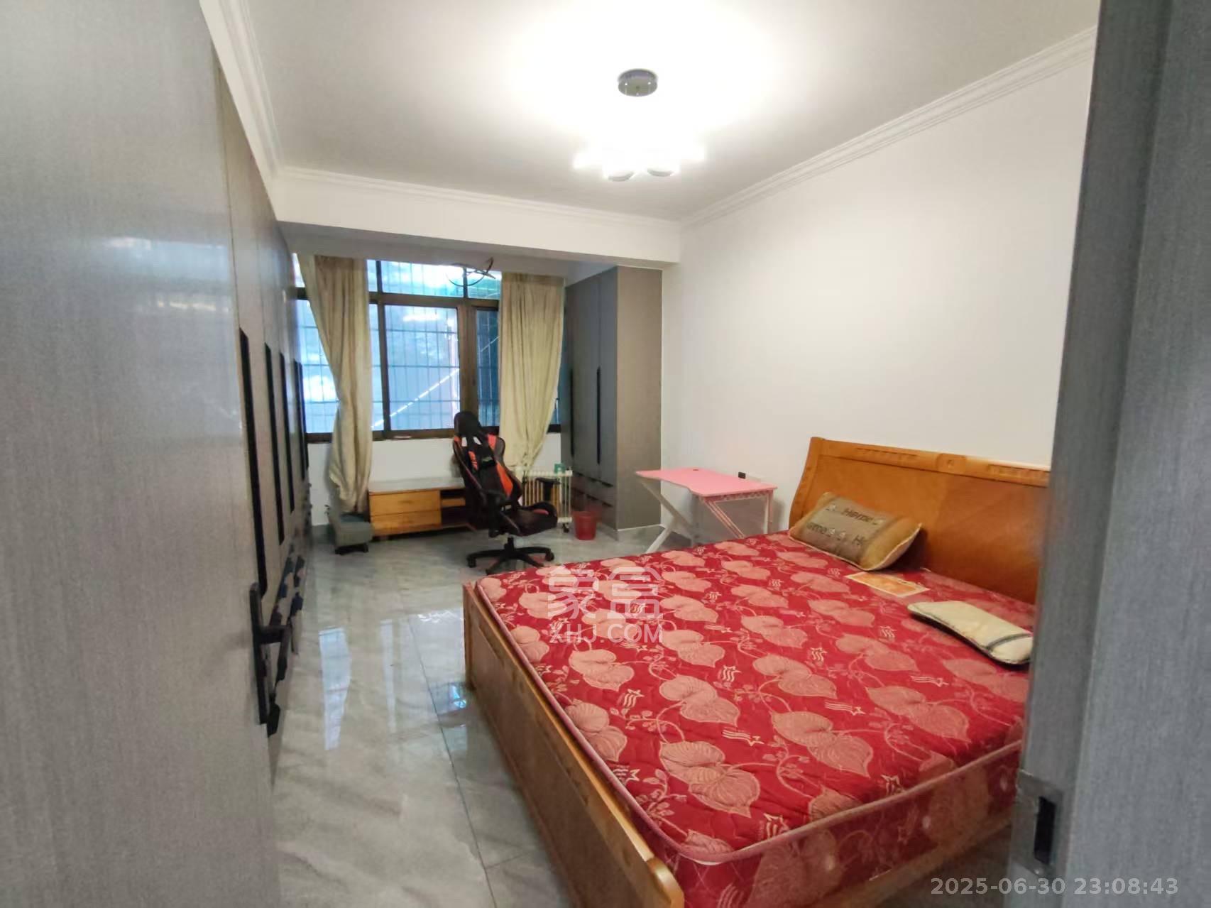 石子冲巷  4室1厅1卫    3000.0元/月 石子冲巷  4室1厅1卫    3000.0元/月室内图