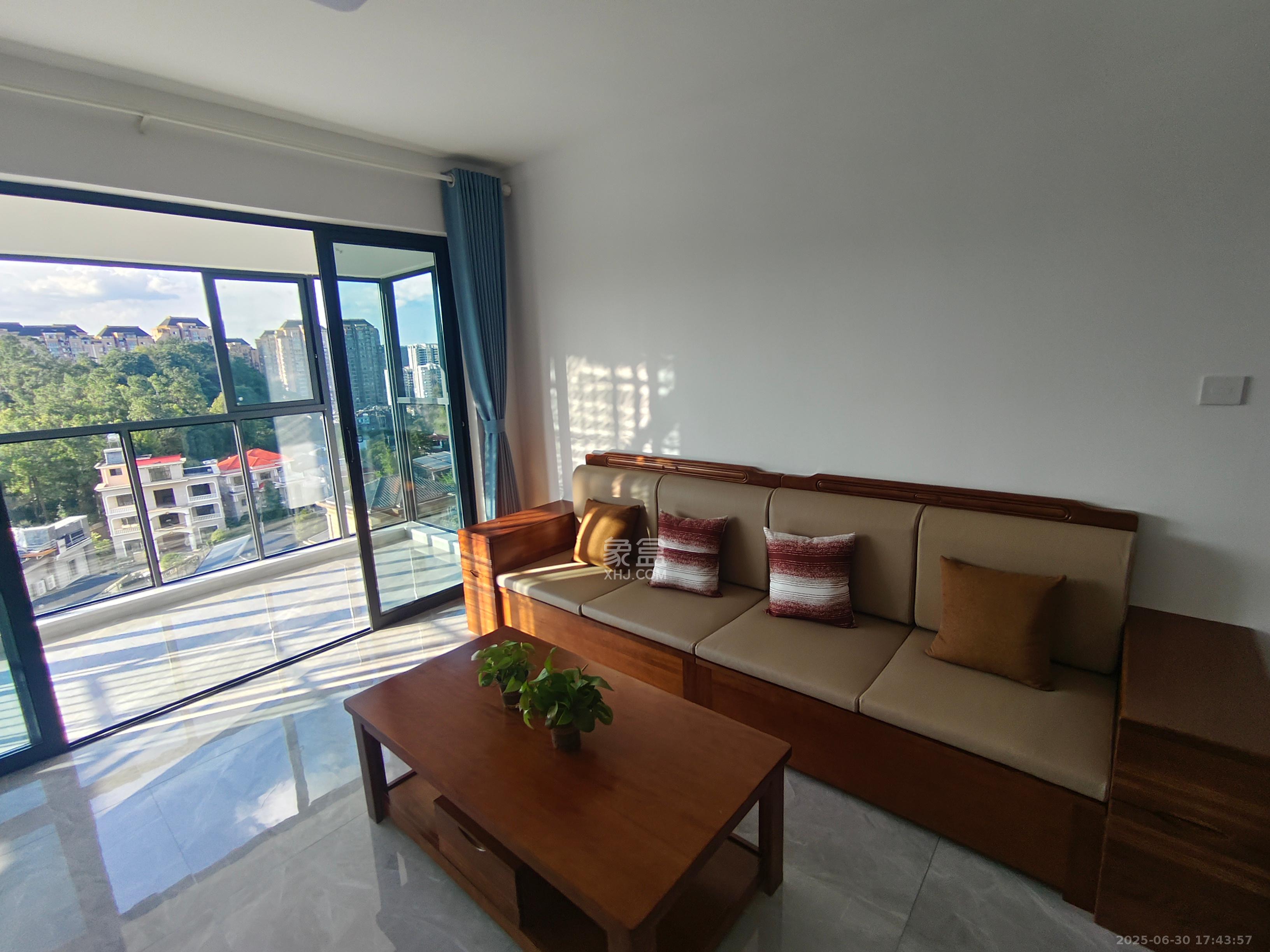 惟智园安置小区 3室2厅1卫 2900.0元/月 惟智园安置小区 3室2厅1卫 2900.0元/月室内图