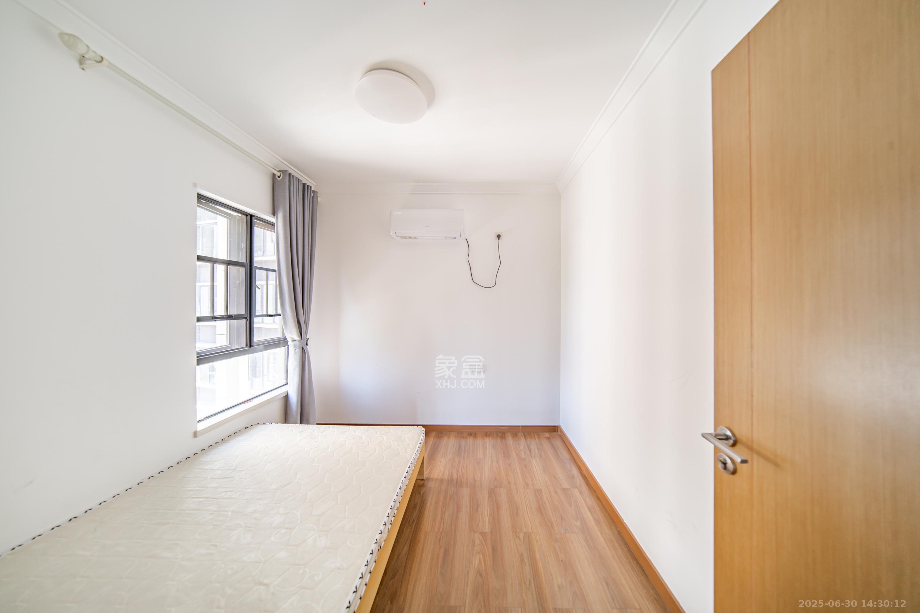 深业鹭栖府 3室2厅2卫 145.0万 深业鹭栖府 3室2厅2卫 145.0万卧室