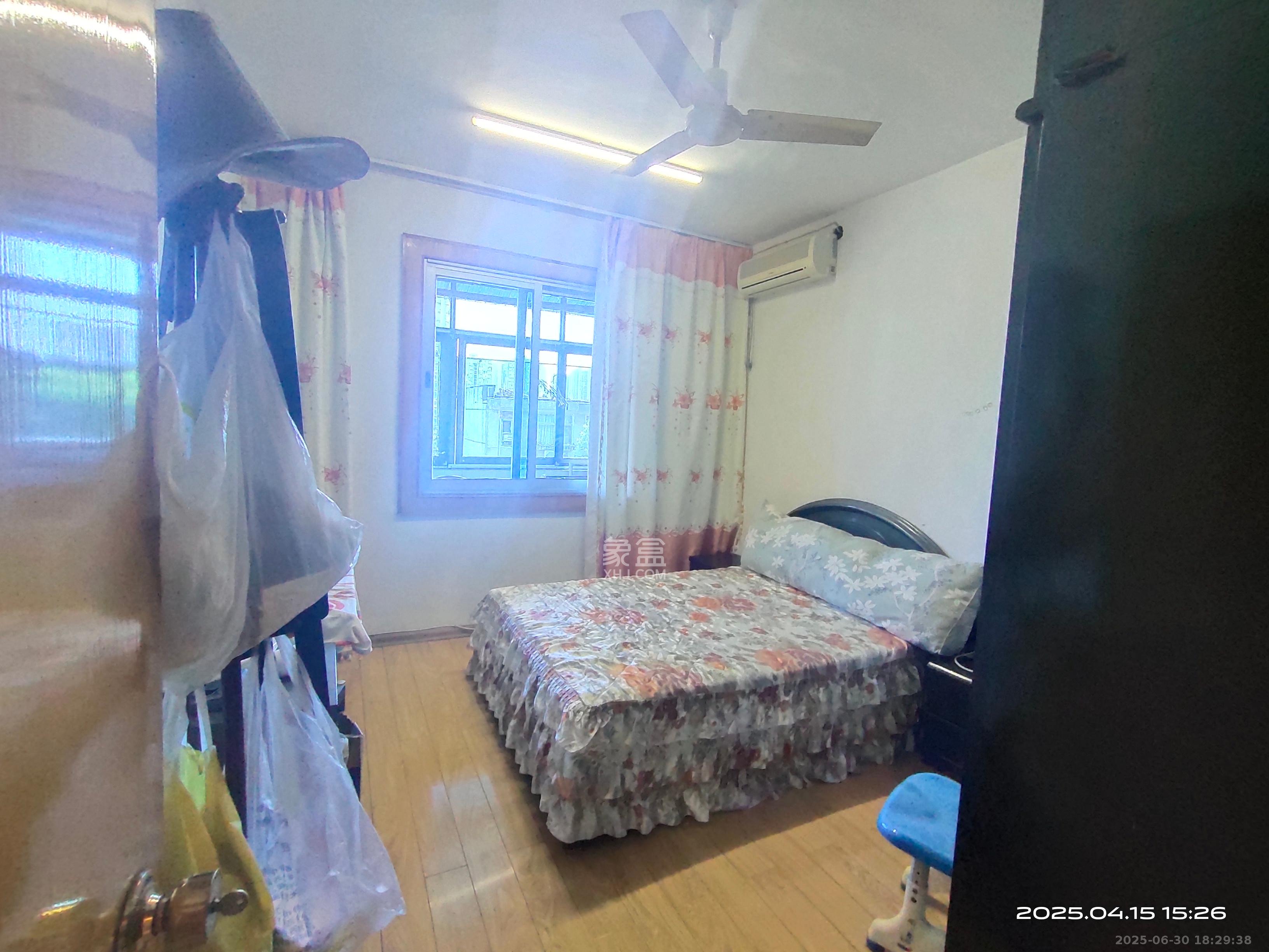 四星客车厂(四星小区) 3室2厅1卫 1500.0元/月 四星客车厂(四星小区) 3室2厅1卫 1500.0元/月室内图