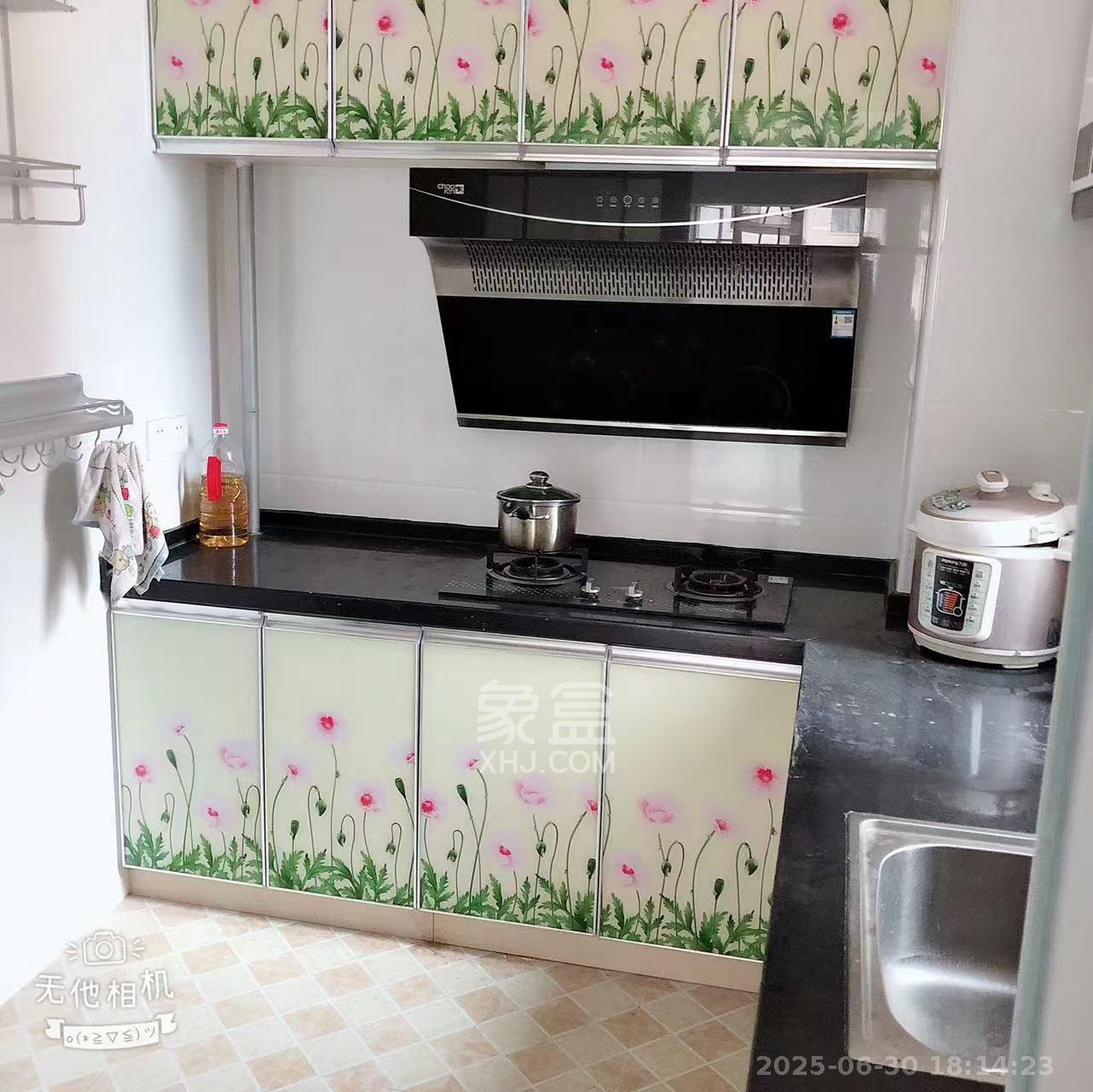 丽发新城 2室2厅1卫 1800.0元/月 丽发新城 2室2厅1卫 1800.0元/月室内图