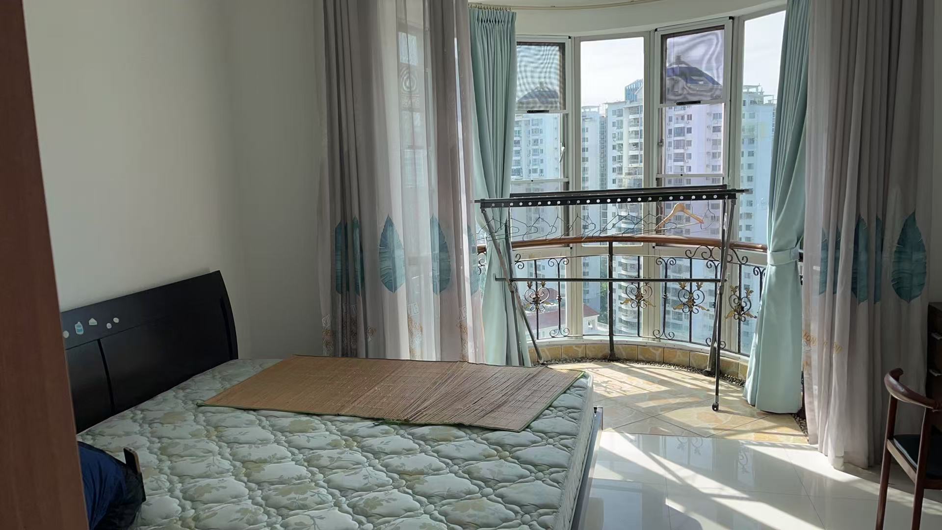 银通花园 3室2厅2卫 3000.0元/月 银通花园 3室2厅2卫 3000.0元/月室内图