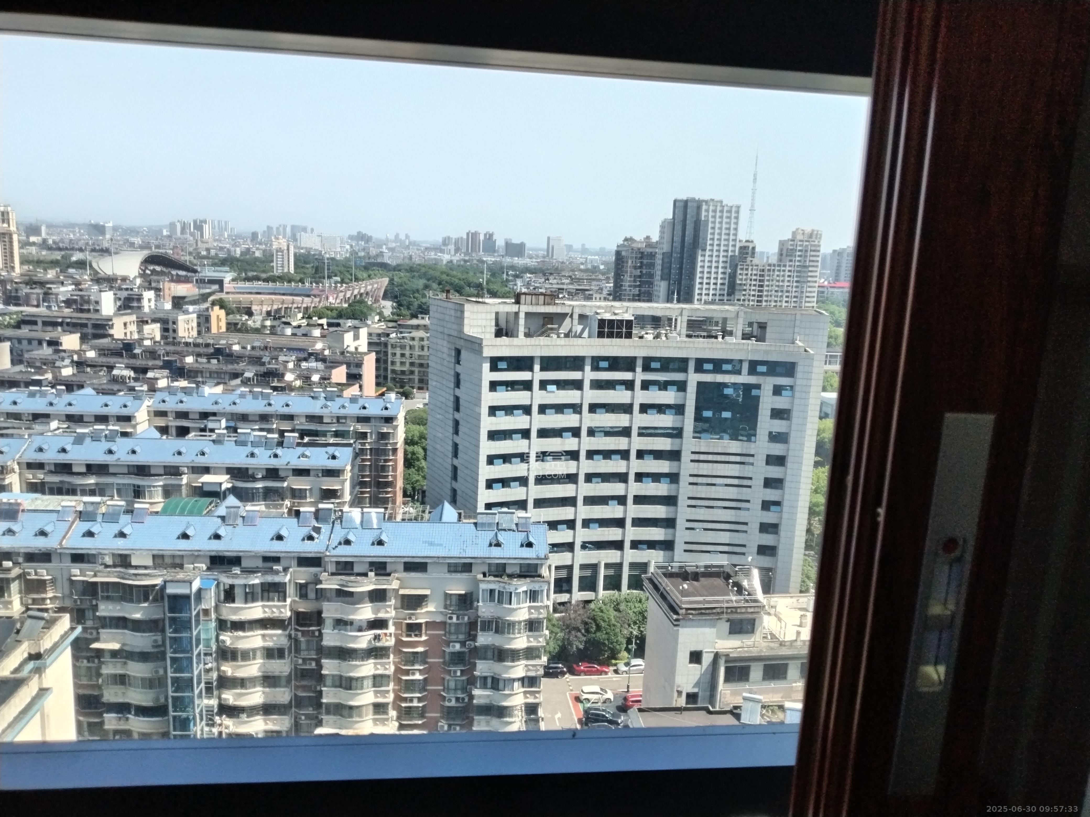 湘潭中心  1室1厅1卫   1100.00元/月室内图