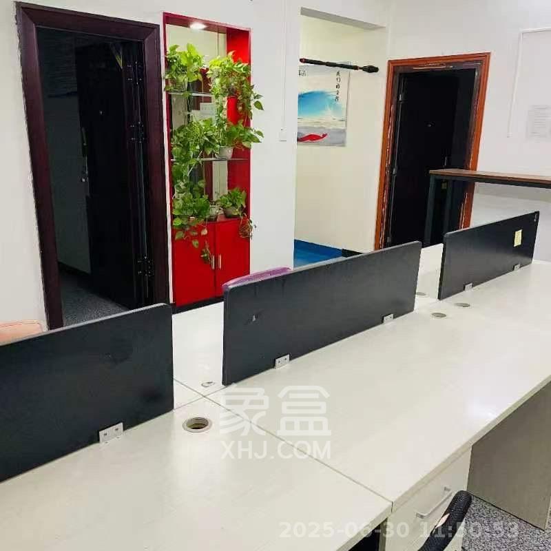 都市阳光大厦  3室2厅1卫   4000.00元/月室内图
