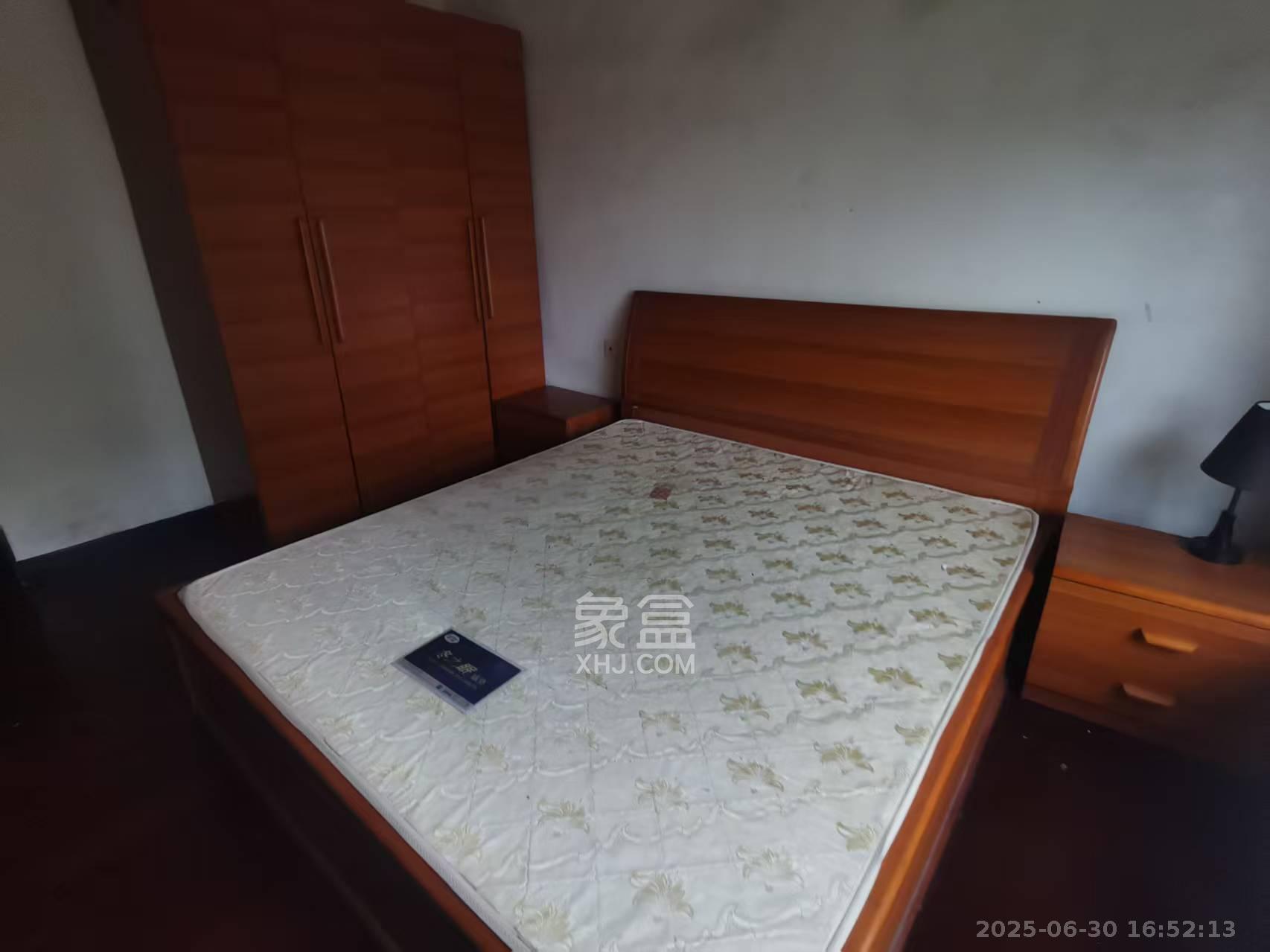恒大华府  2室2厅1卫   2000.00元/月室内图
