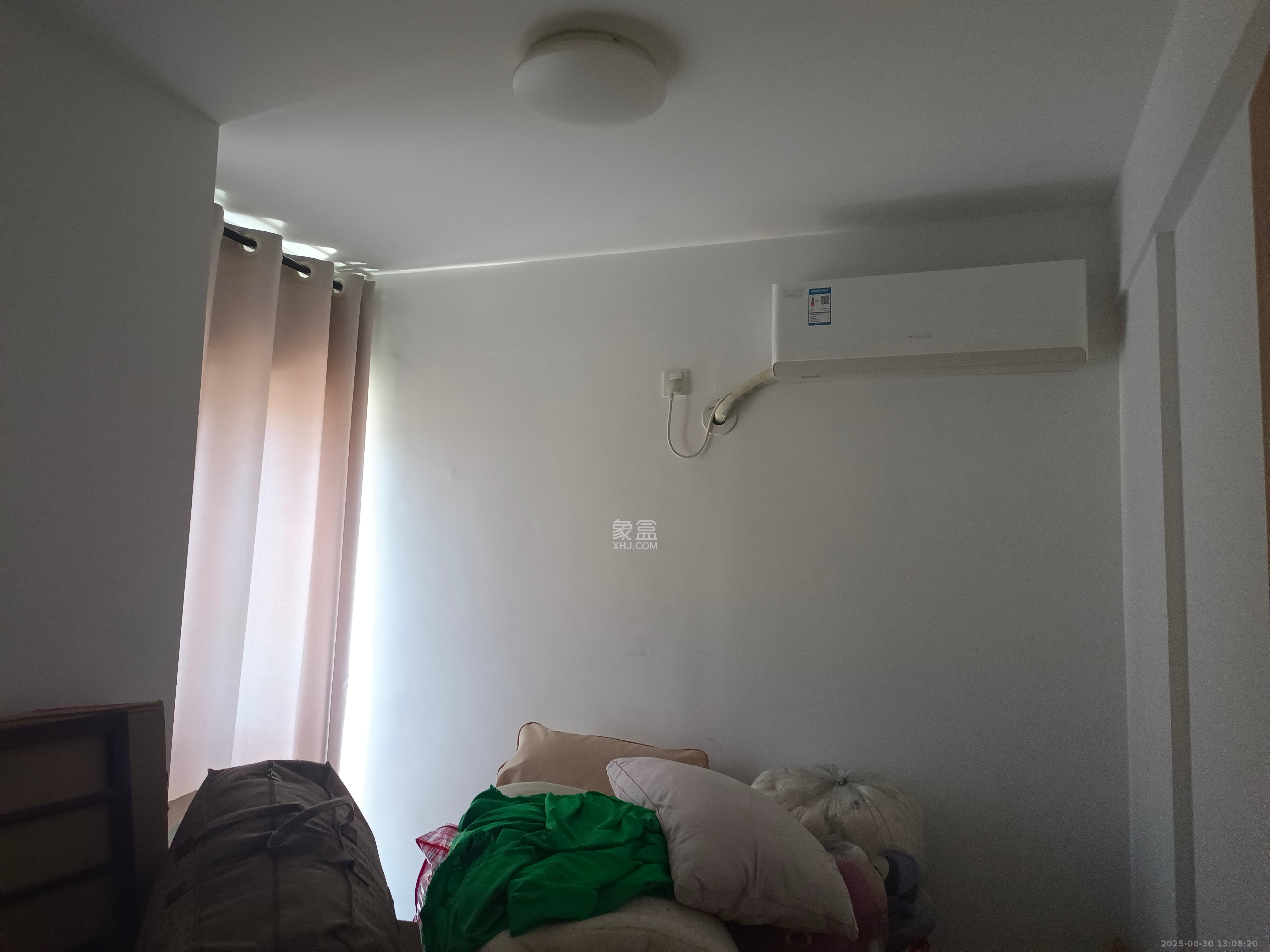 万润滨江天著  3室2厅2卫    2600.0元/月 万润滨江天著  3室2厅2卫    2600.0元/月室内图