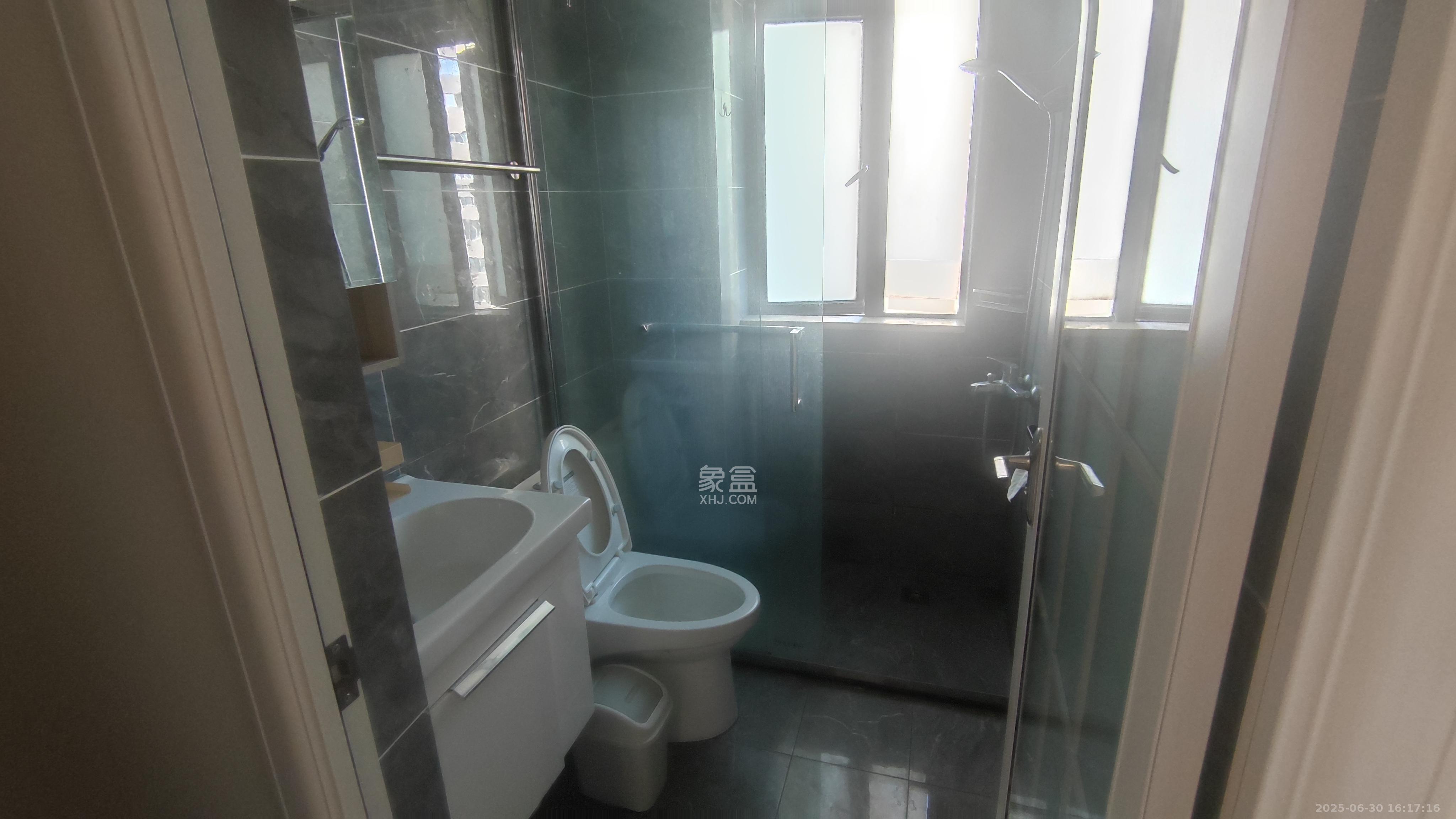 中国铁建梅溪青秀二期  3室2厅2卫   2800.00元/月室内图