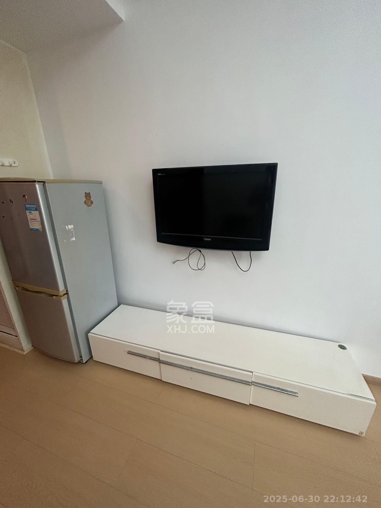 泉昇同福大厦  1室1厅1卫   1780.00元/月室内图