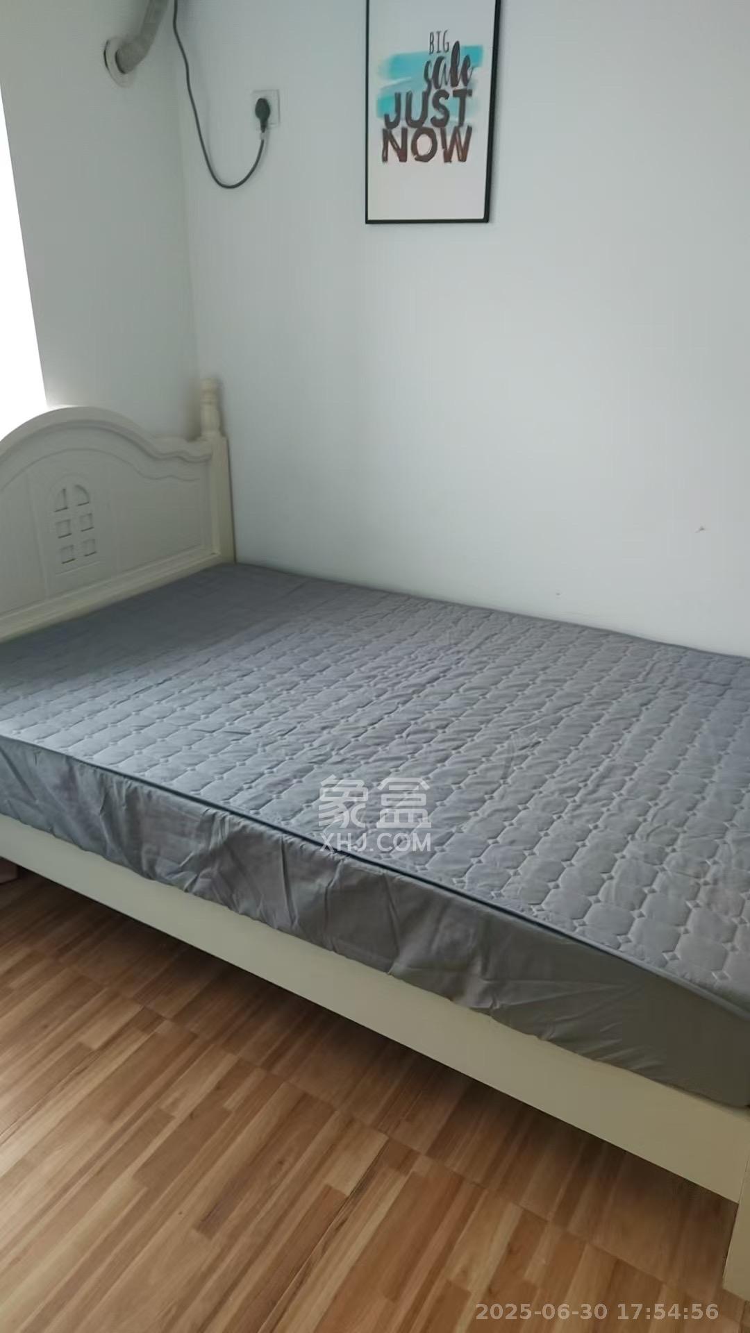 明大佳园 3室2厅1卫 3400.0元/月 明大佳园 3室2厅1卫 3400.0元/月室内图