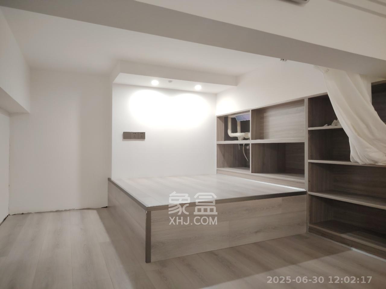 奥克斯滨仕花园（奥克斯洋湖广场/奥克斯中心）  1室0厅0卫    1800.0元/月室内图