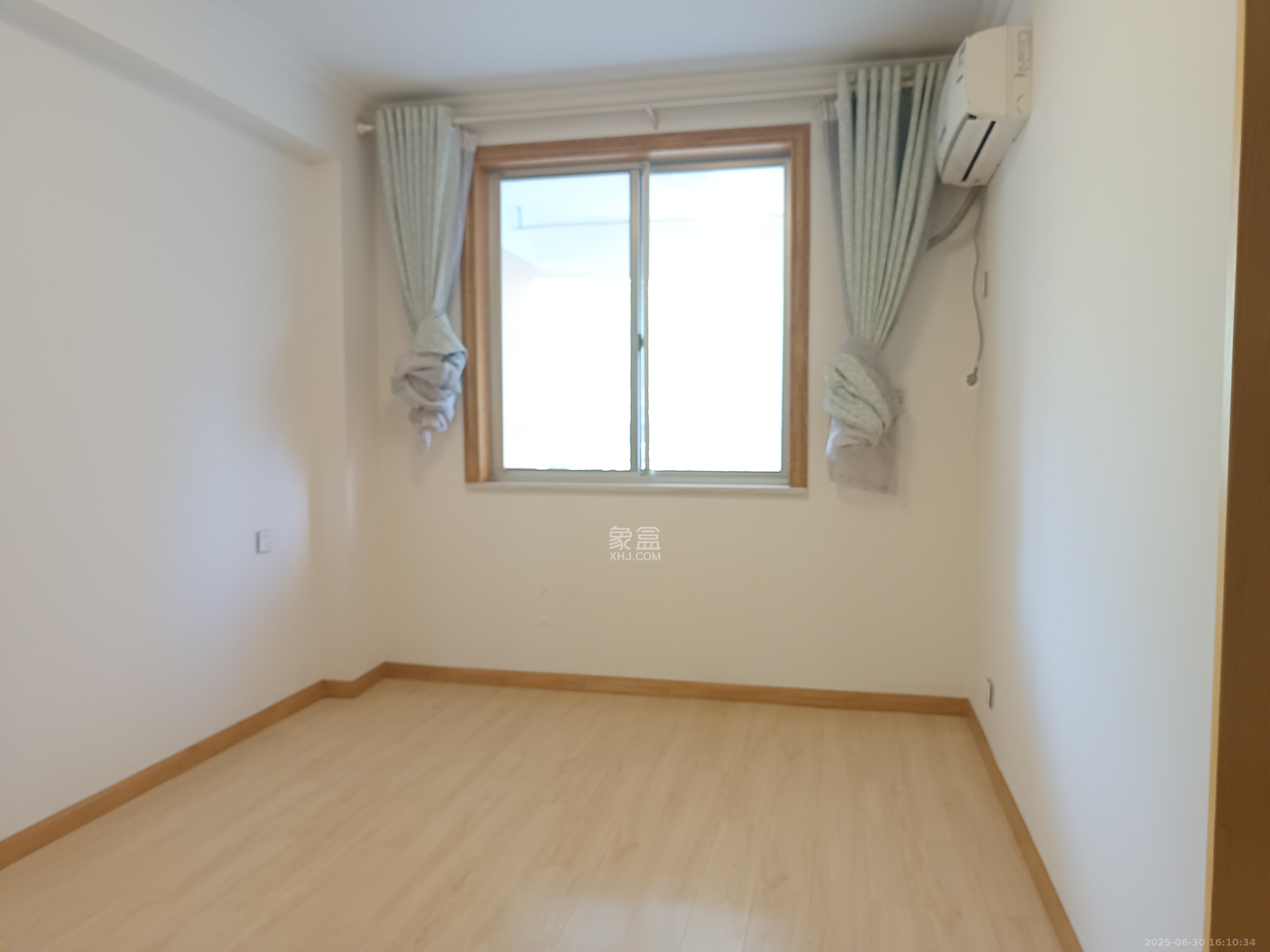 红树湾 3室2厅2卫 2000.0元/月 红树湾 3室2厅2卫 2000.0元/月室内图