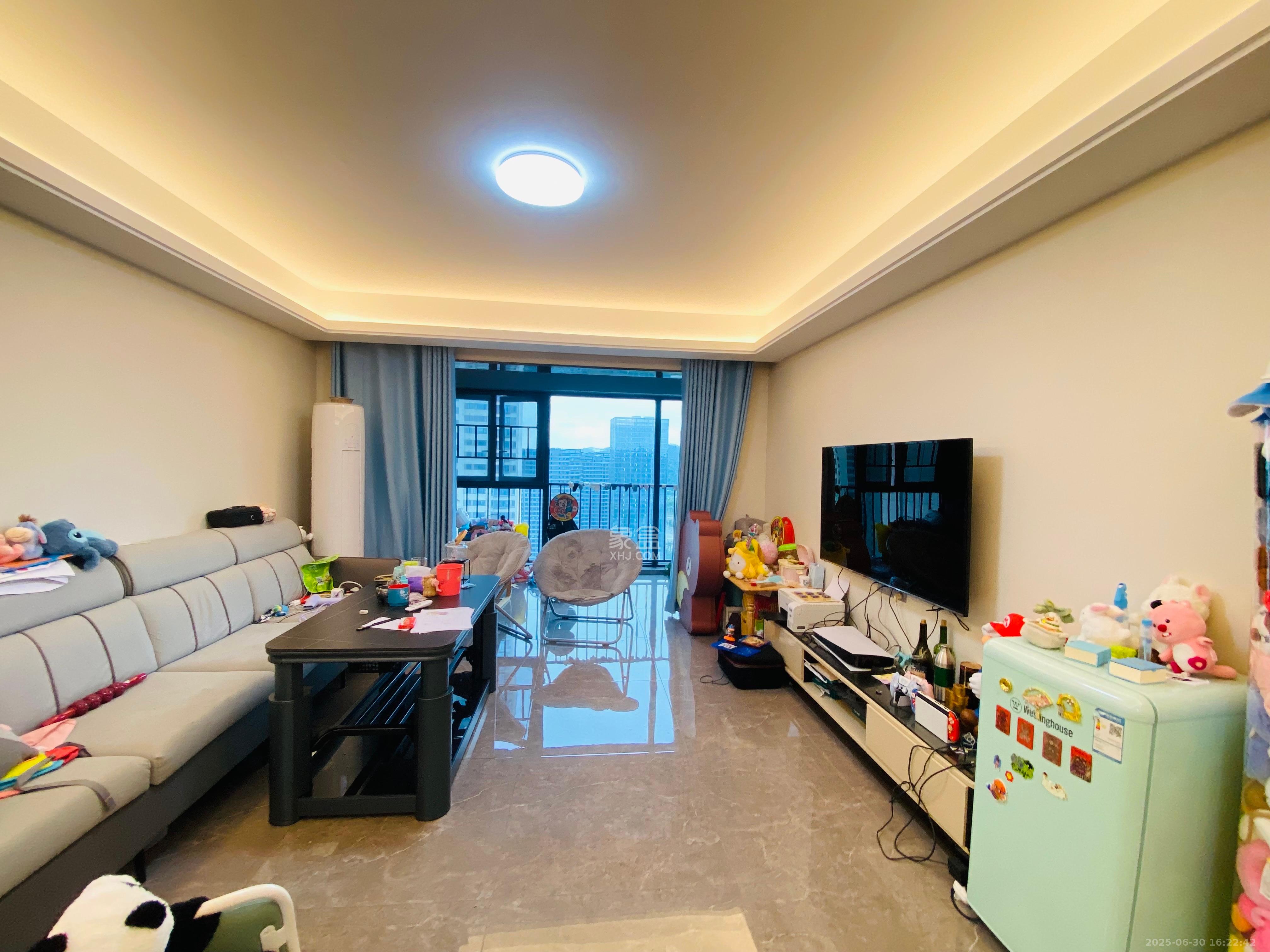 中海阅溪府  4室2厅2卫   3800.00元/月