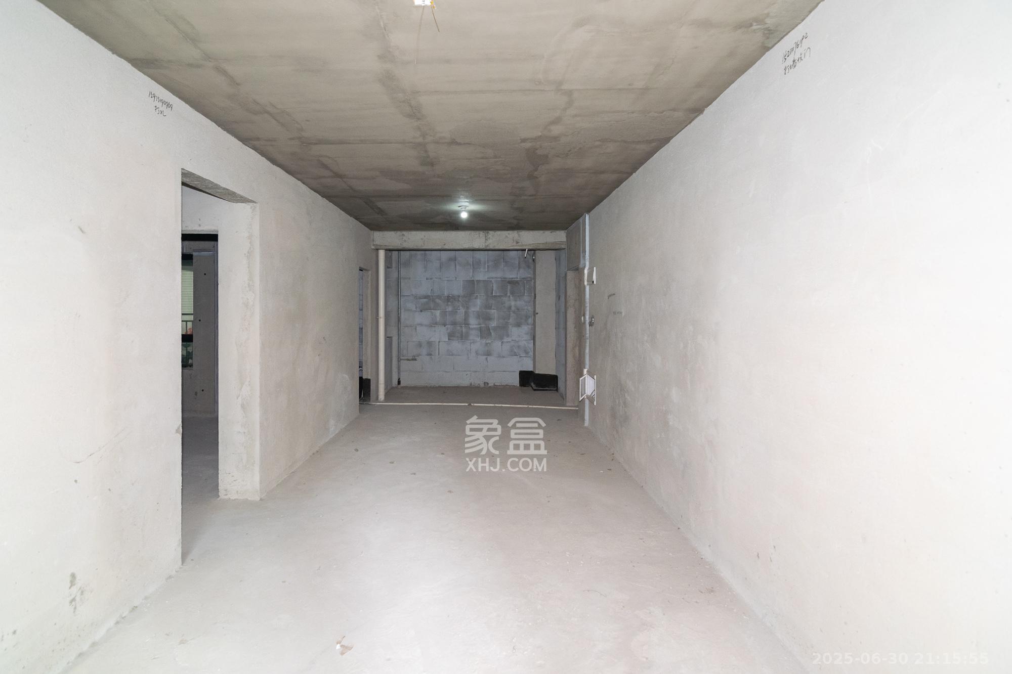 湾田望江府  2室2厅1卫    38.8万 湾田望江府  2室2厅1卫    38.8万客厅