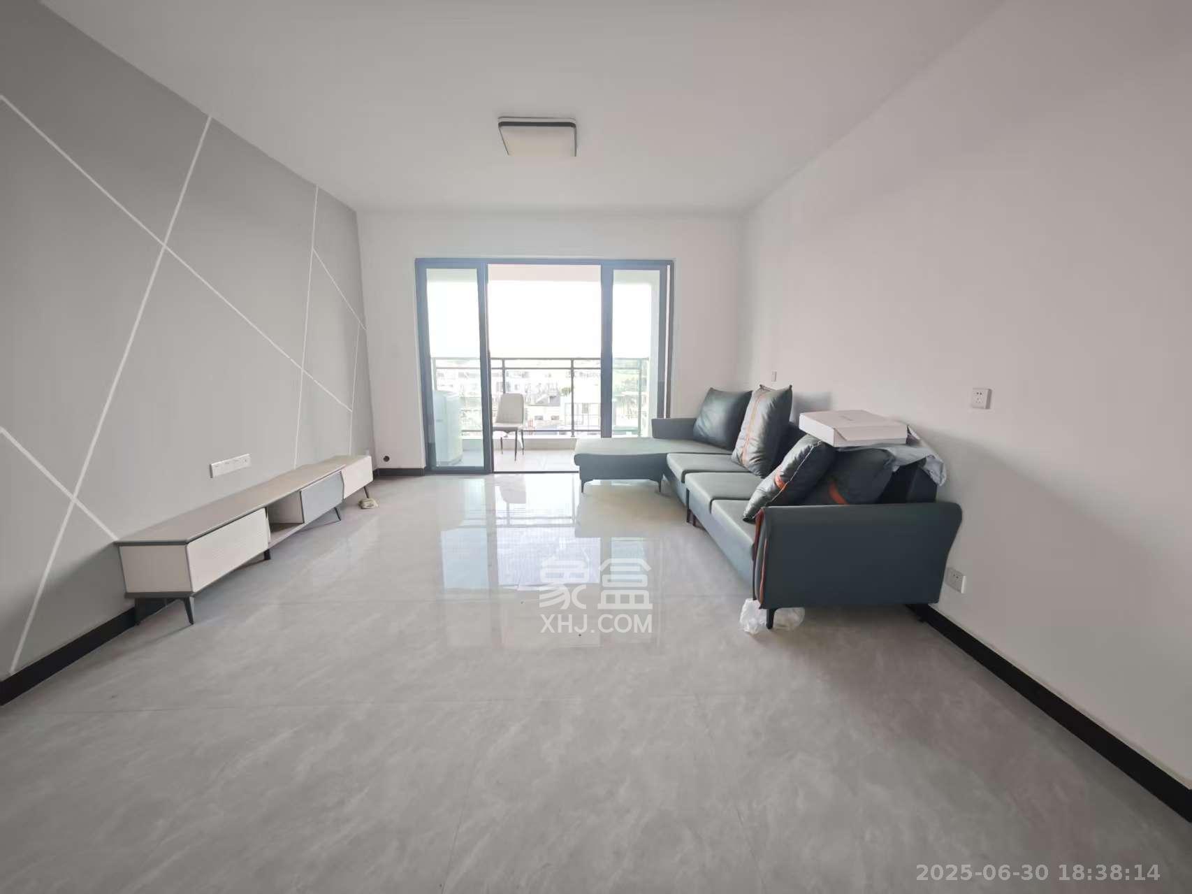 五矿万境蓝山  4室2厅2卫    2500.0元/月 五矿万境蓝山  4室2厅2卫    2500.0元/月室内图