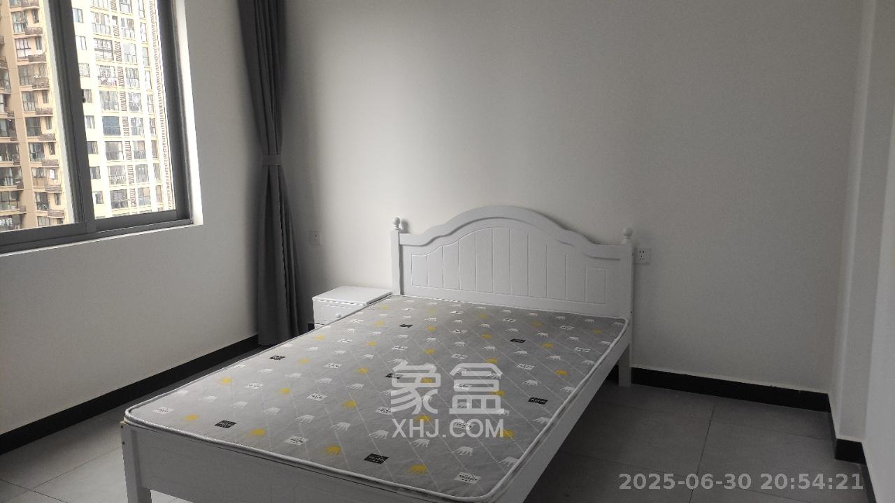 汇景豪庭  3室2厅2卫   3200.00元/月室内图