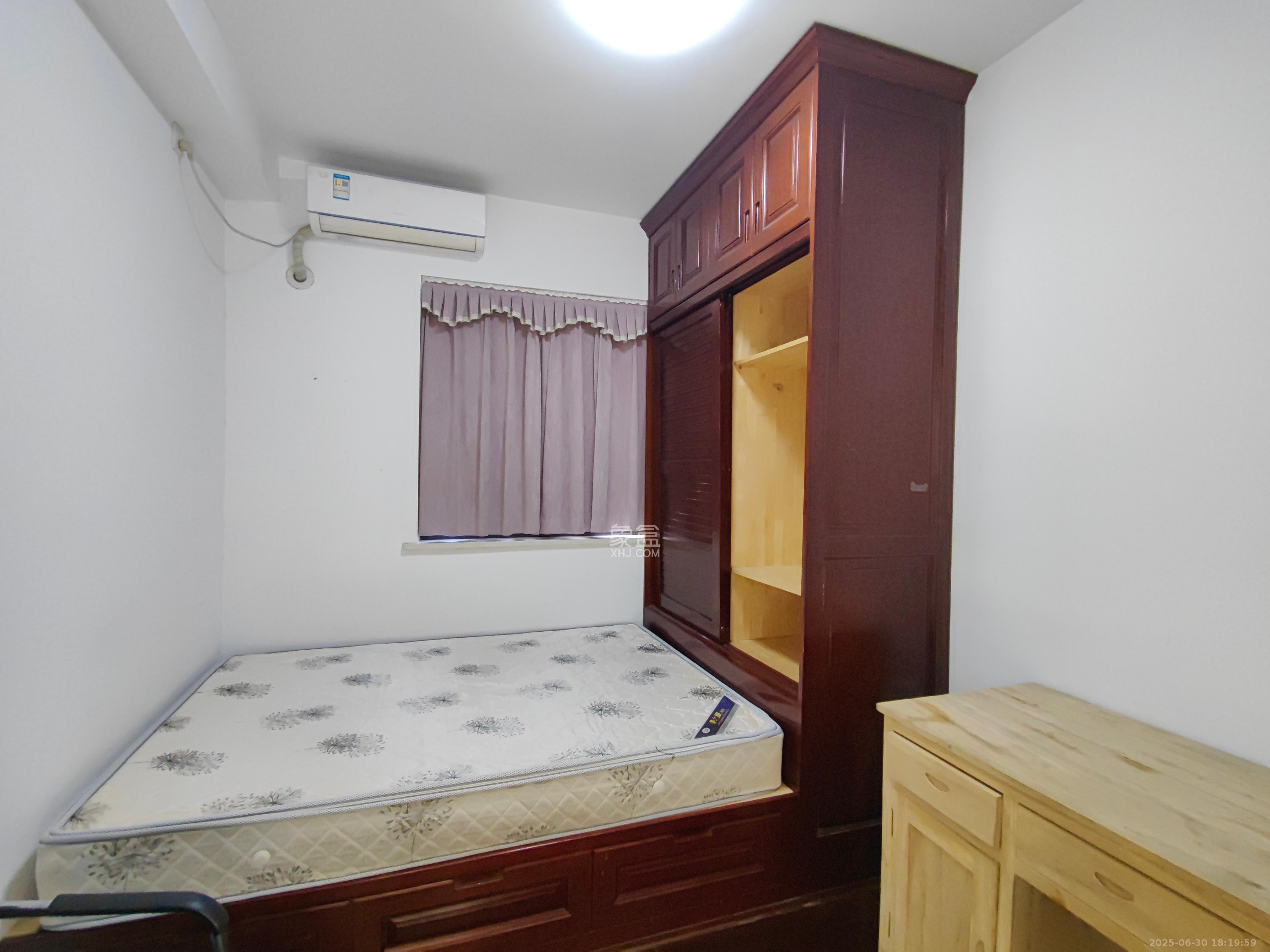 中建梅溪湖中心  3室2厅1卫   2800.00元/月室内图