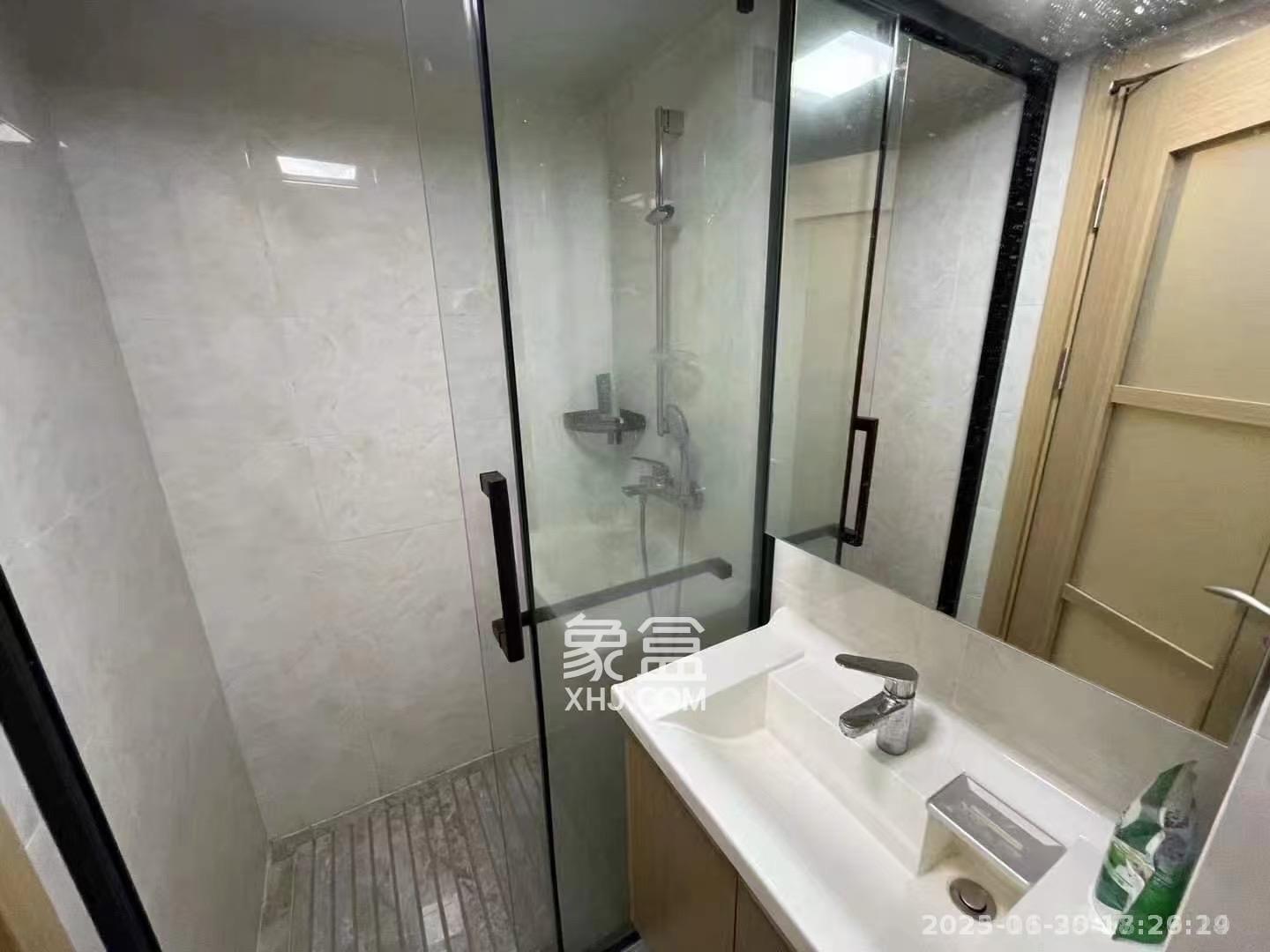 卓越浅水湾  1室0厅0卫   1900.00元/月室内图