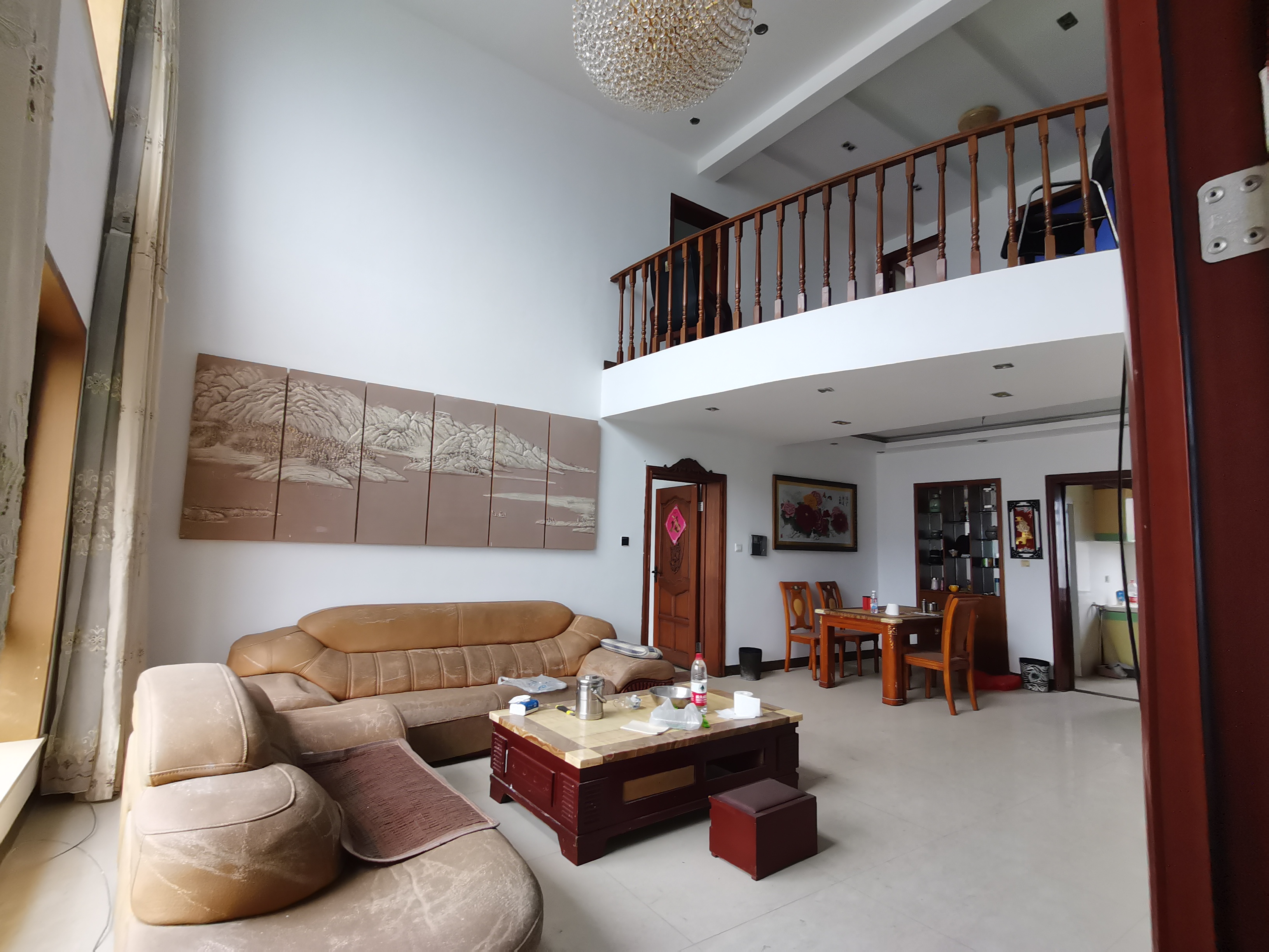 湘银二期世纪花园 5室3厅2卫 98.0万 湘银二期世纪花园 5室3厅2卫 98.0万室内图