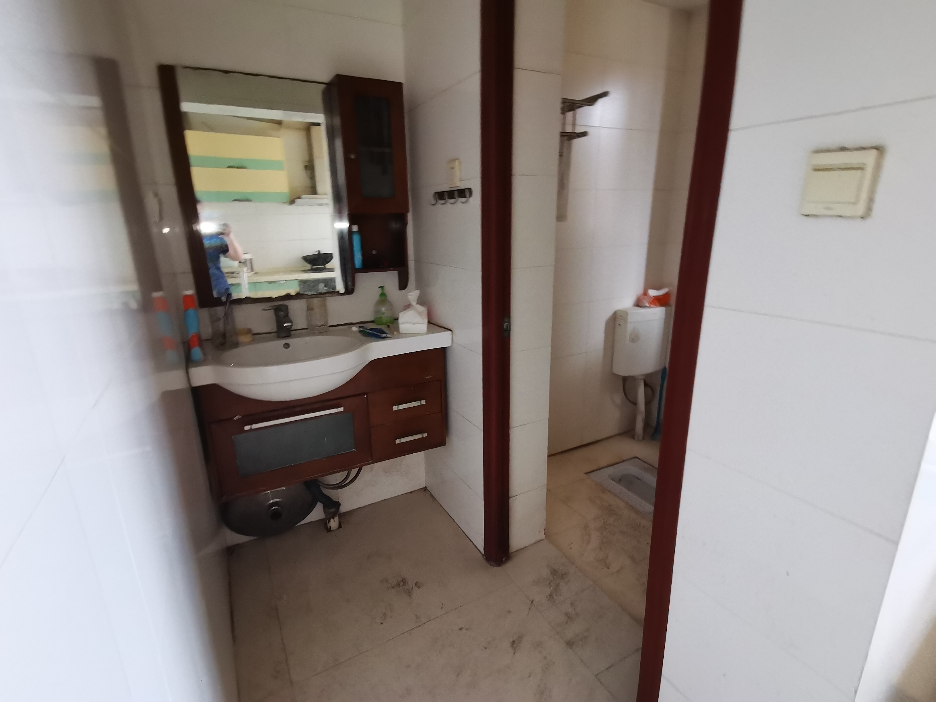 湘银二期世纪花园 5室3厅2卫 98.0万 湘银二期世纪花园 5室3厅2卫 98.0万室内图