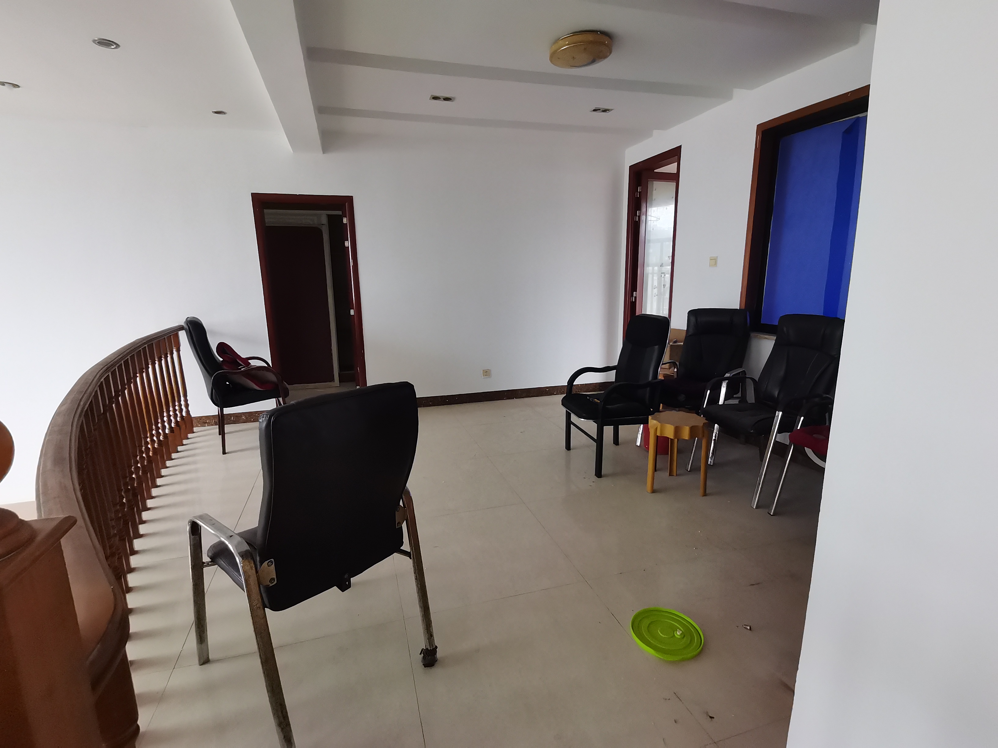 湘银二期世纪花园 5室3厅2卫 98.0万 湘银二期世纪花园 5室3厅2卫 98.0万室内图