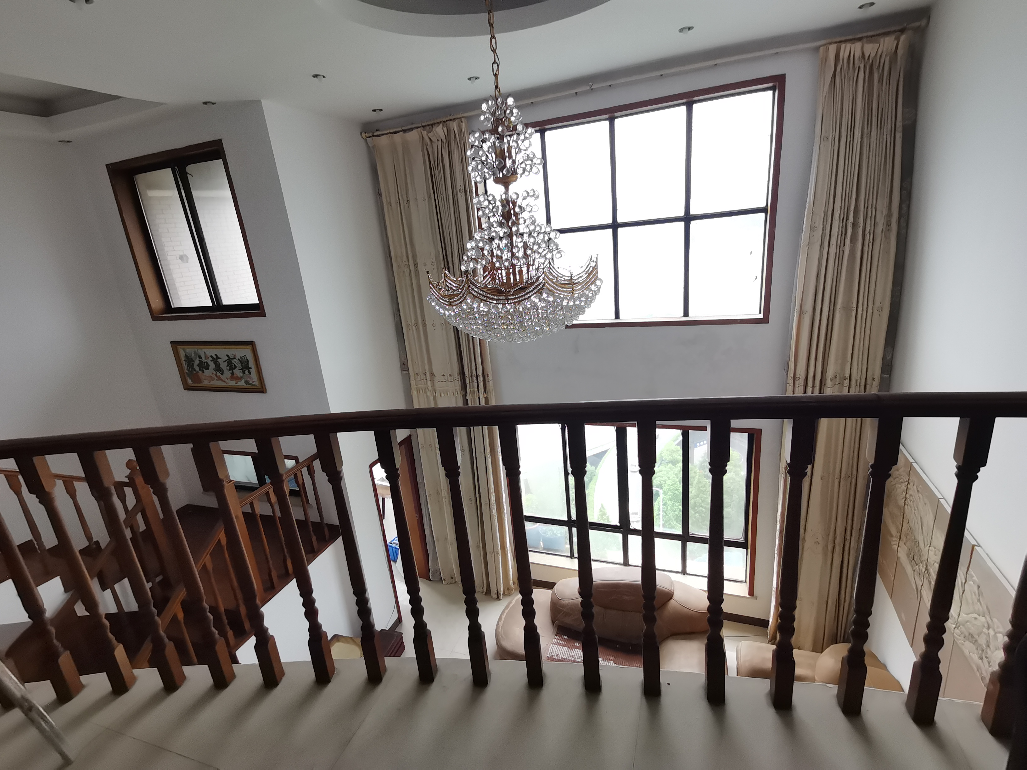 湘银二期世纪花园 5室3厅2卫 98.0万 湘银二期世纪花园 5室3厅2卫 98.0万室内图