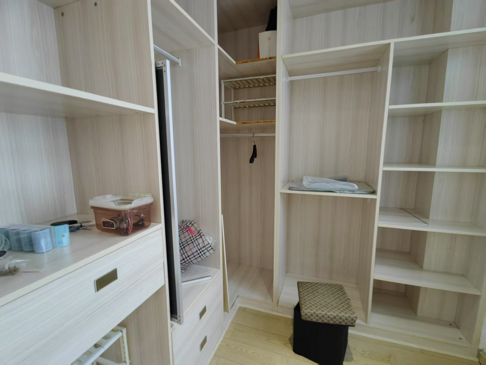 印象华都 4室2厅2卫 56.0万 印象华都 4室2厅2卫 56.0万室内图