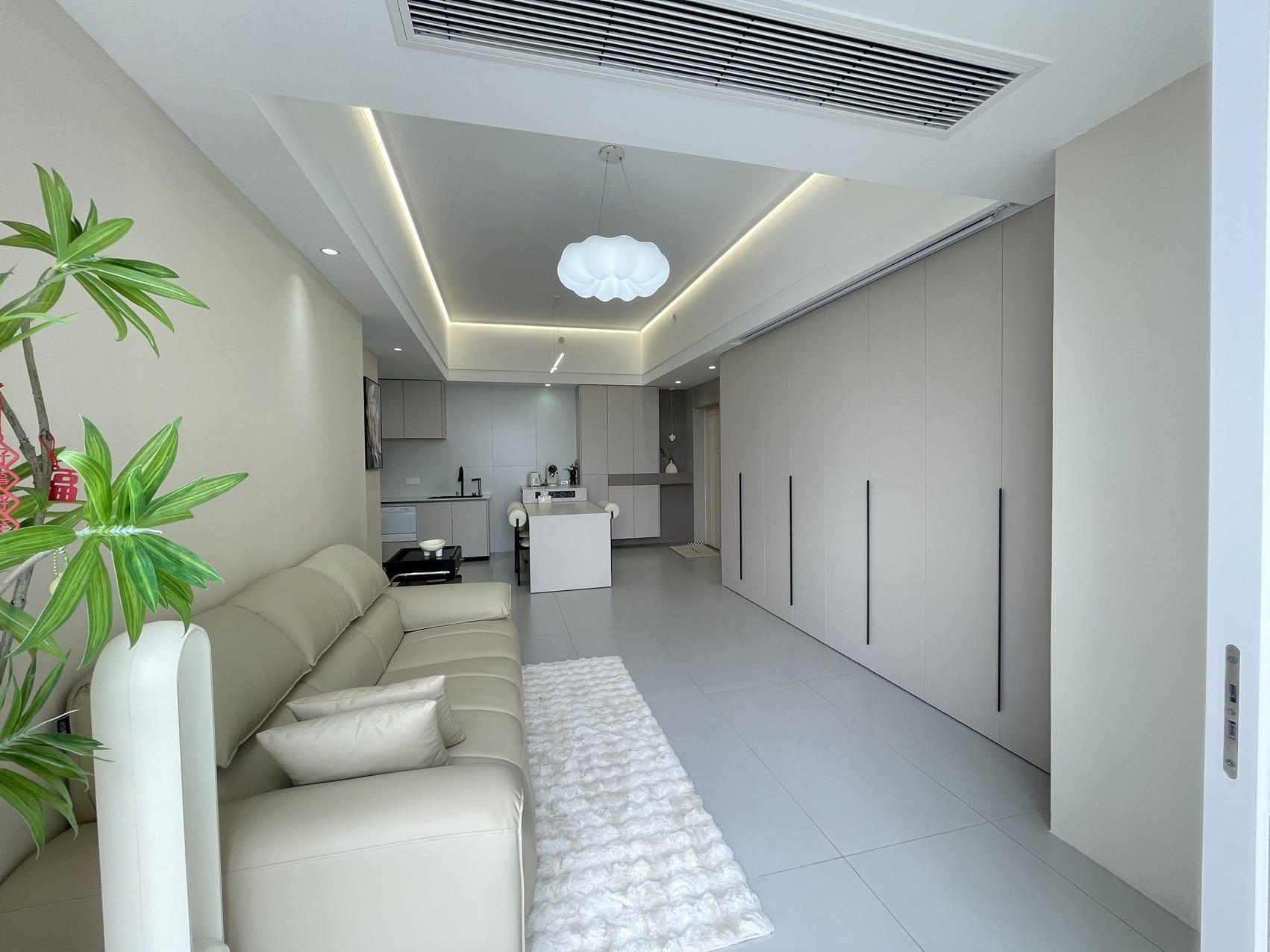 朗廷览江  1室1厅1卫    49.0万 朗廷览江  1室1厅1卫    49.0万