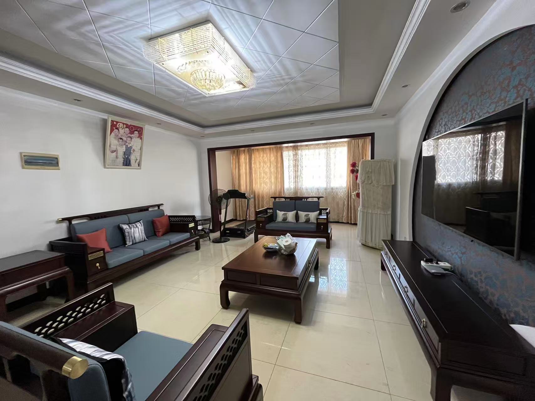 利江花园 5室2厅3卫 138.0万 利江花园 5室2厅3卫 138.0万室内图