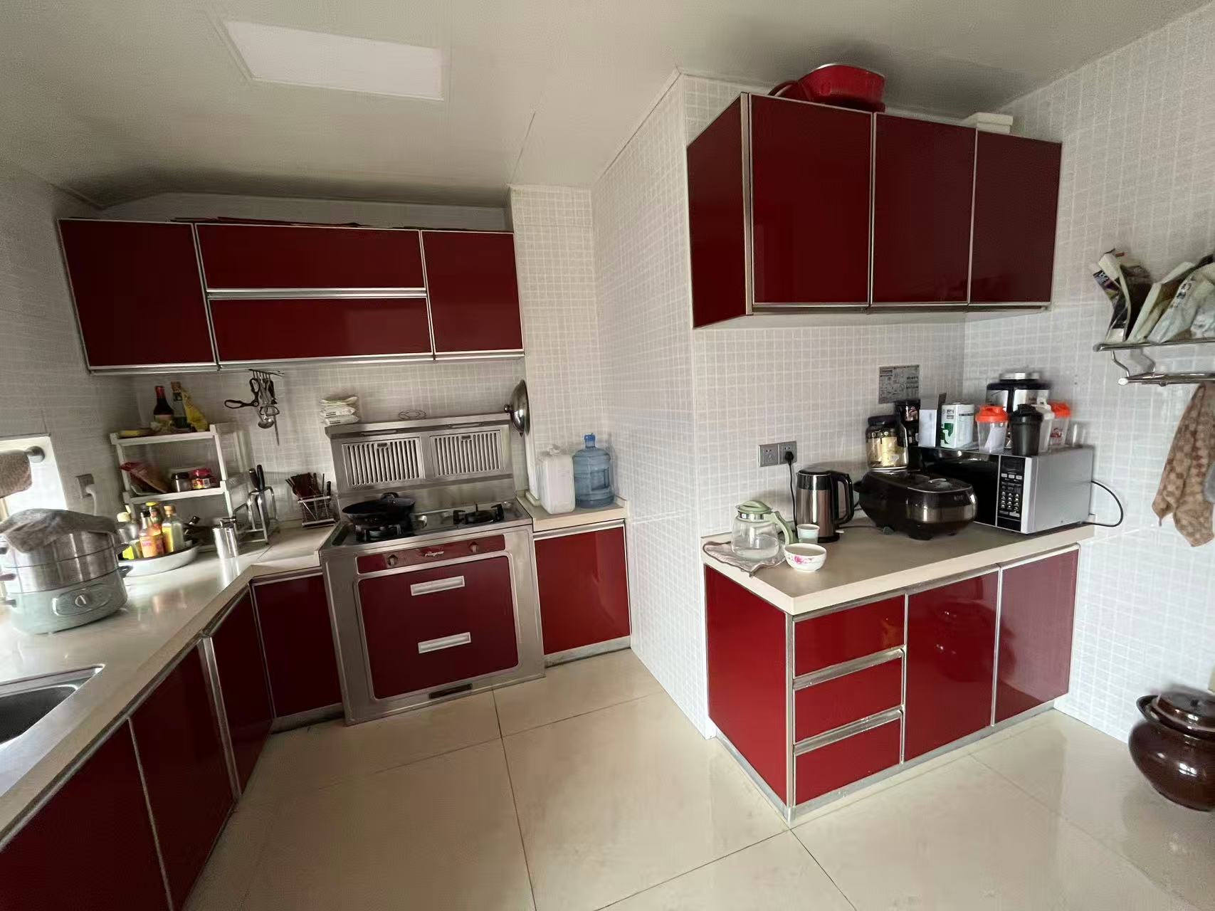 利江花园 5室2厅3卫 138.0万 利江花园 5室2厅3卫 138.0万室内图